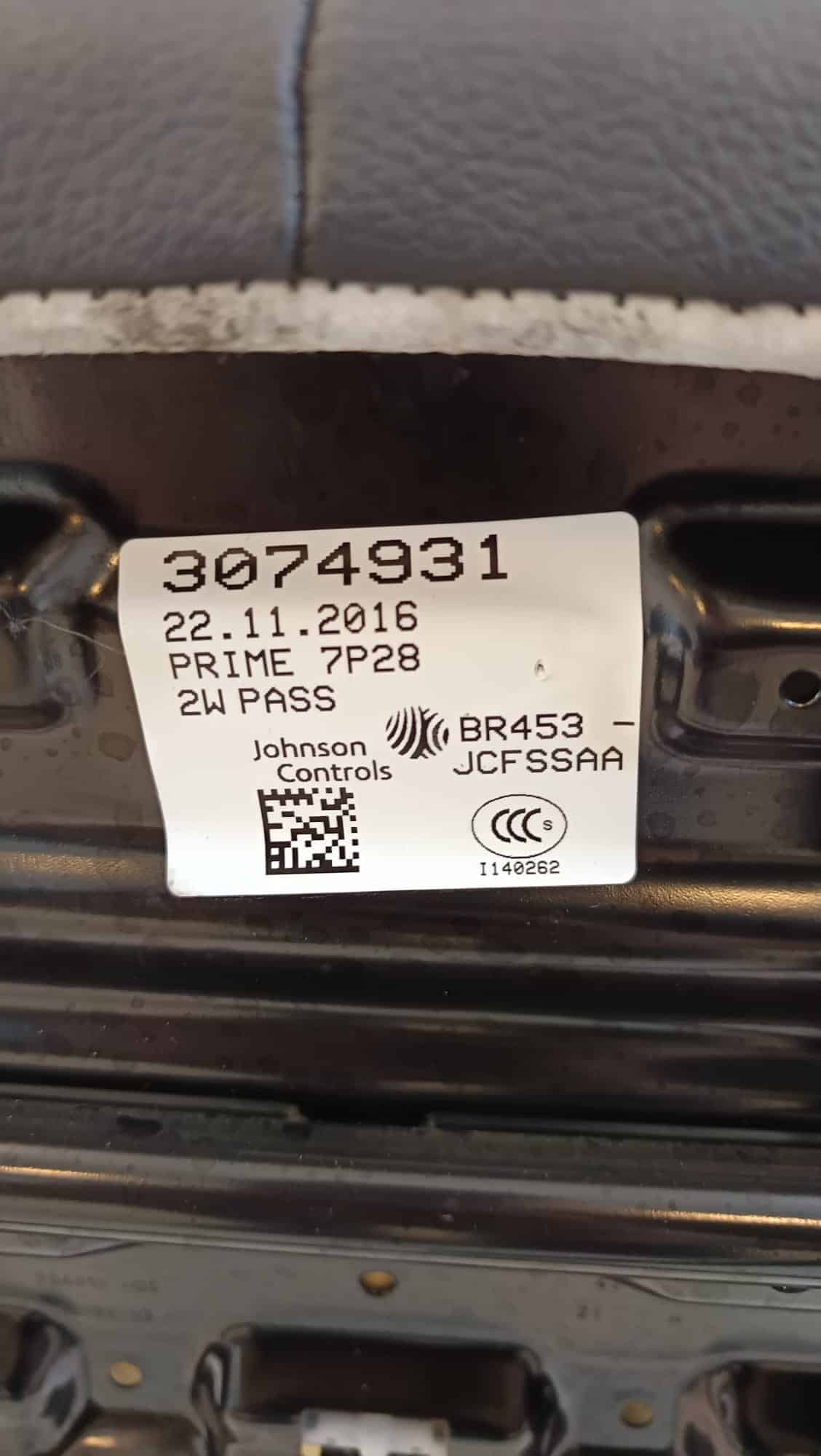 Kit sedili Smart Fortwo W453 anno 2016 con guida a destra 7 WhatsApp Image 2025-02-21 at 11.49.31 (2)