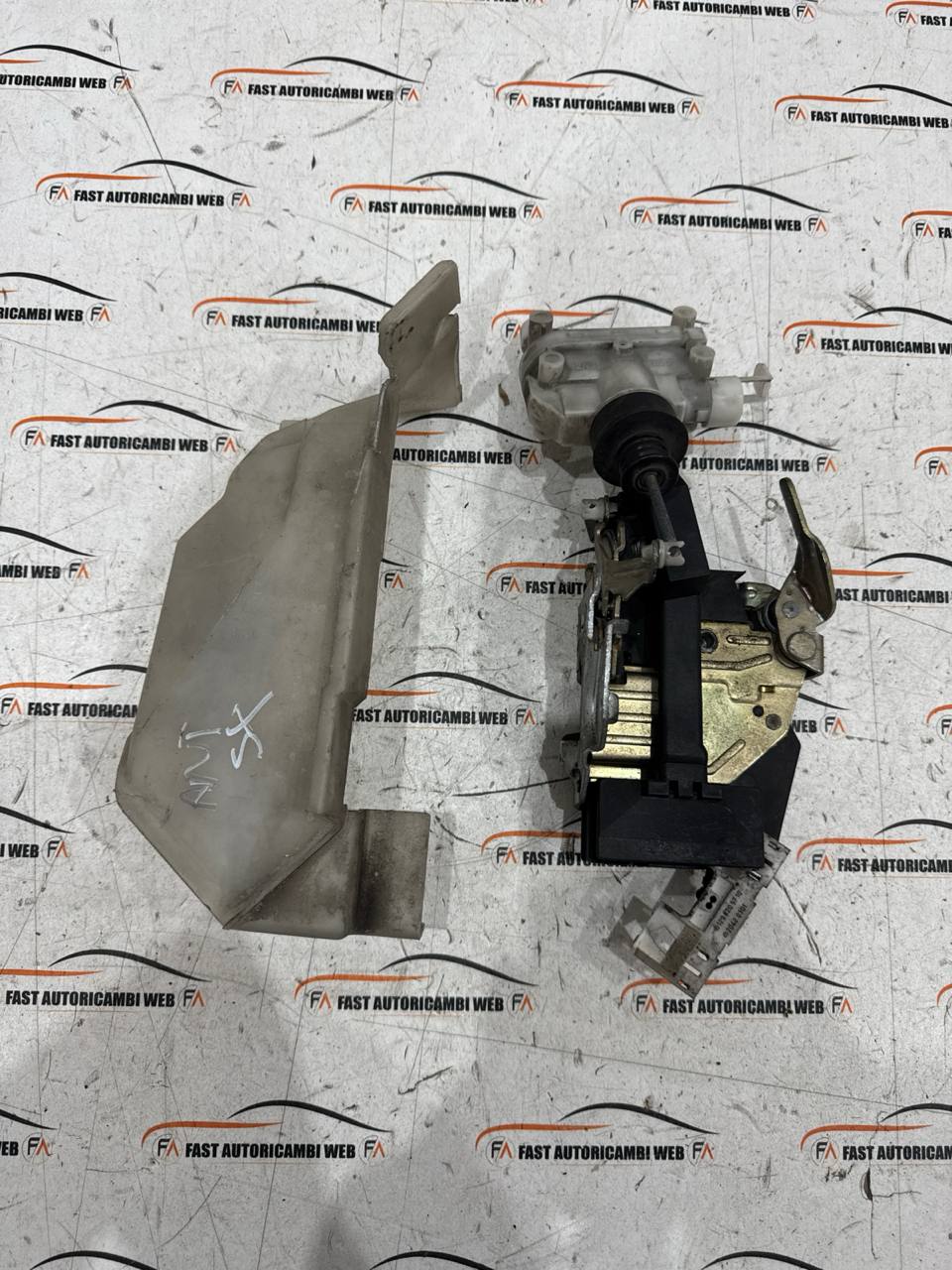 Serratura con attuatore porta anteriore sinistra sx Mercedes SL R129 1 1