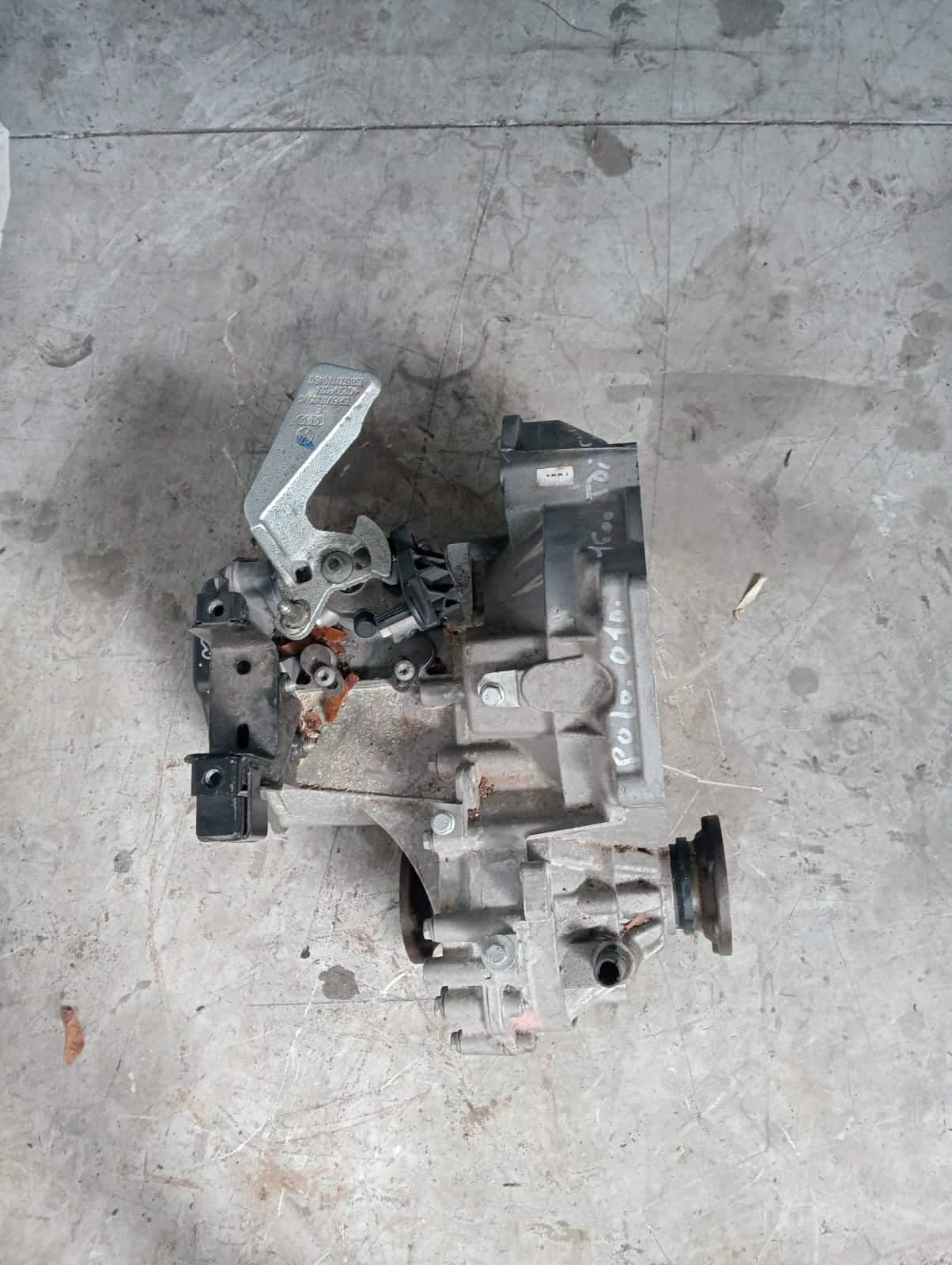 Cambio manuale v.w. polo 1.6 TDI 2010 02R301107A. PREZZO SU RICHIESTA. 4 IMG-20250422-WA0043