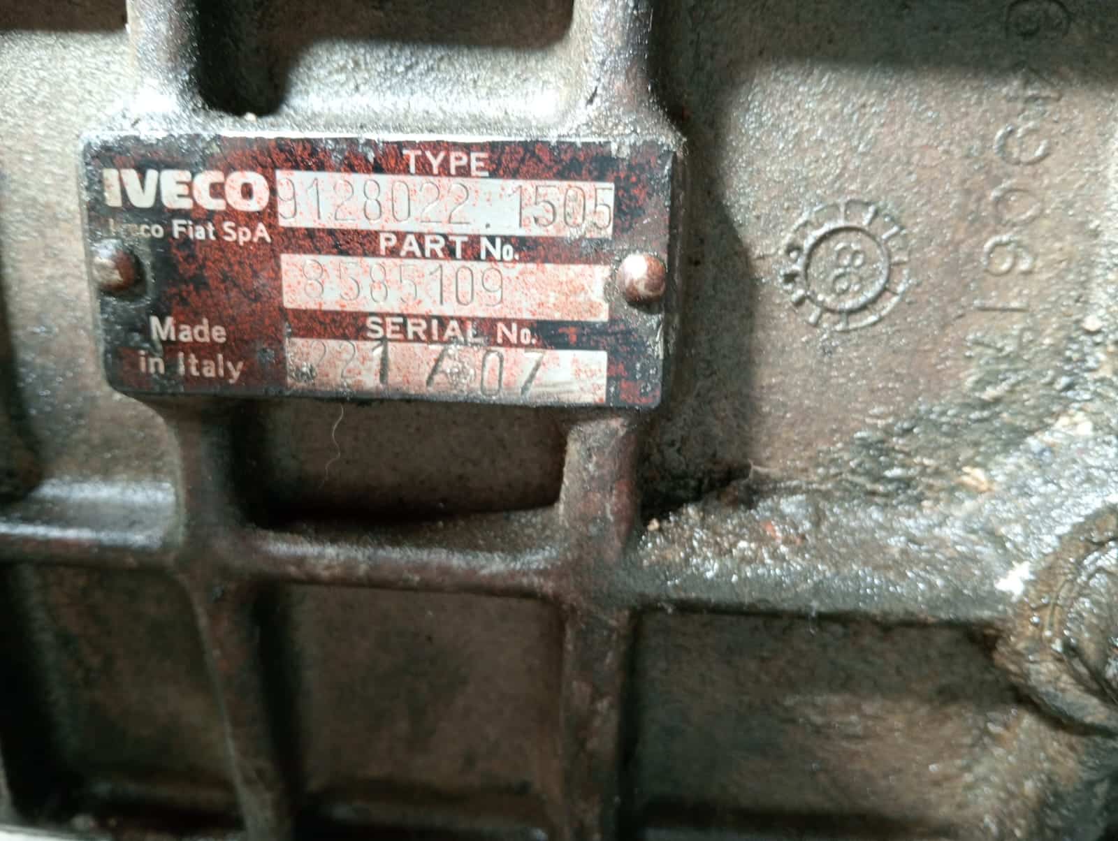 CAMBIO manuale 5 marce IVECO DAILY 35.10 2.5 TD ANNO 1989 9128022 1505 8585109 PREZZO SU RICHIESTA 6 Immagine WhatsApp 2025-04-18 ore 11.55.38_e430e937