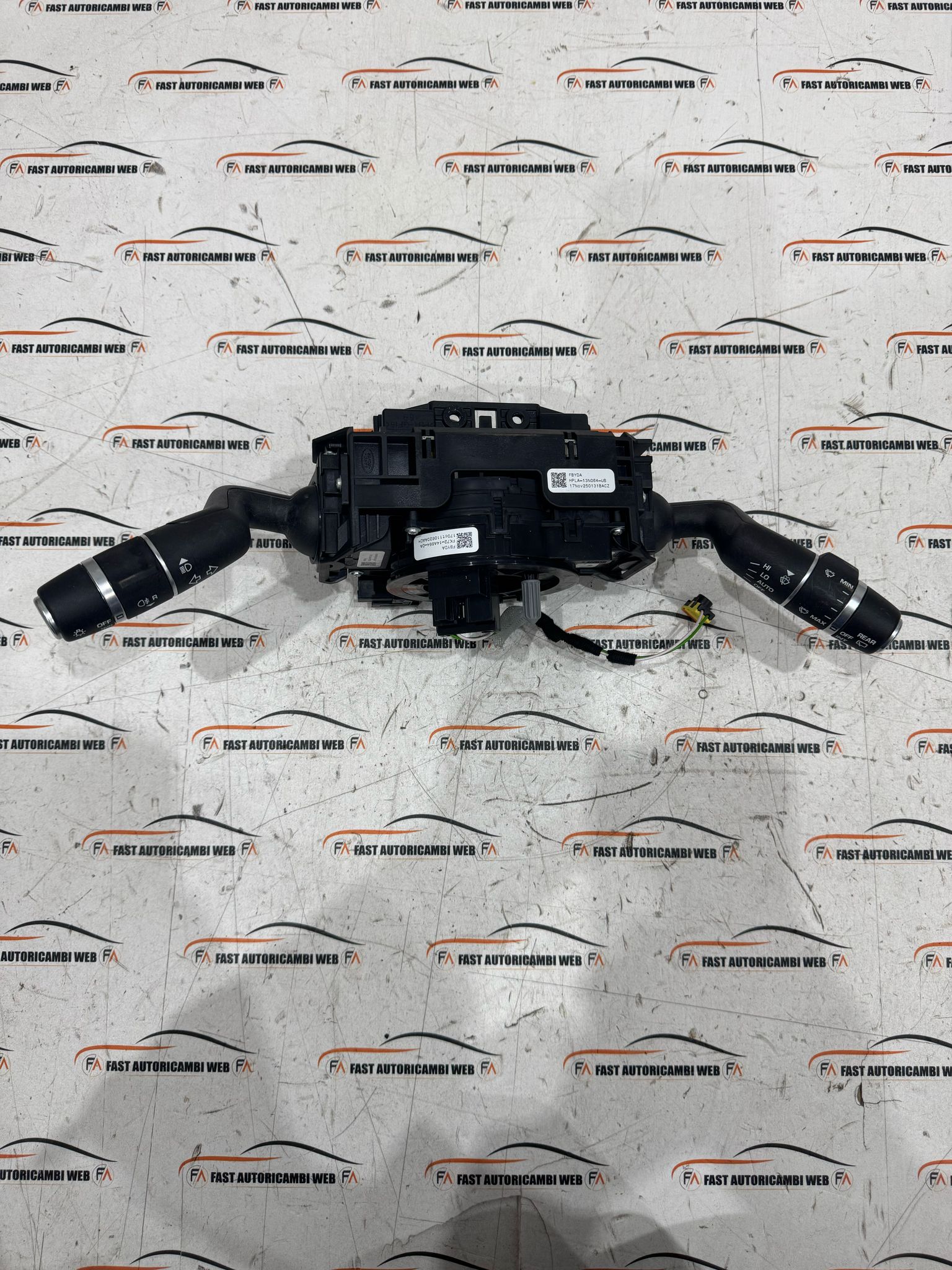 Devioluci contatto spiralato Land Rover Discovery Sport L550 FK72-14A664-DA 3 WhatsApp Image 2025-04-17 at 14.45.06 (1)