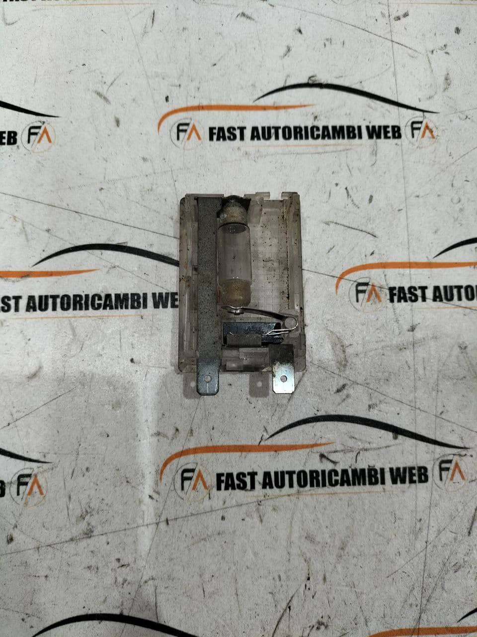 Plafoniera luce interna cielo Alfa Romeo 164 2 2