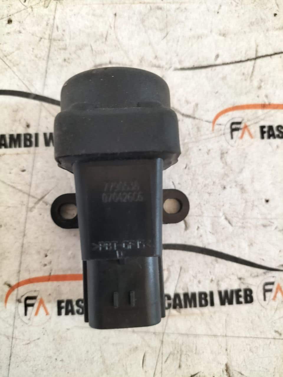 Sensore interruttore inerziale pompa carburante Alfa Romeo Brera Spider 7790538 07042606 2 2