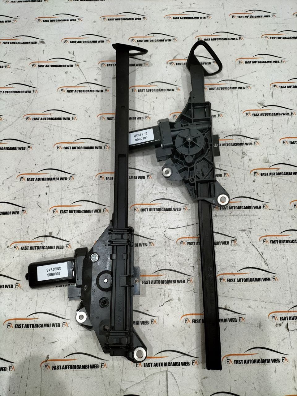 Coppia pretensionatori cintura di sicurezza Mercedes classe E W212 A2078600182 A2078601282 2 2