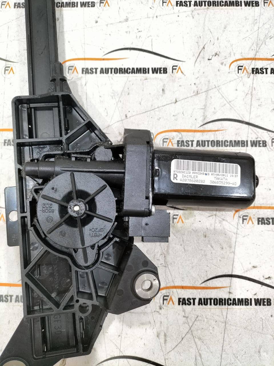 Coppia pretensionatori cintura di sicurezza Mercedes classe E W212 A2078600182 A2078601282 4 4