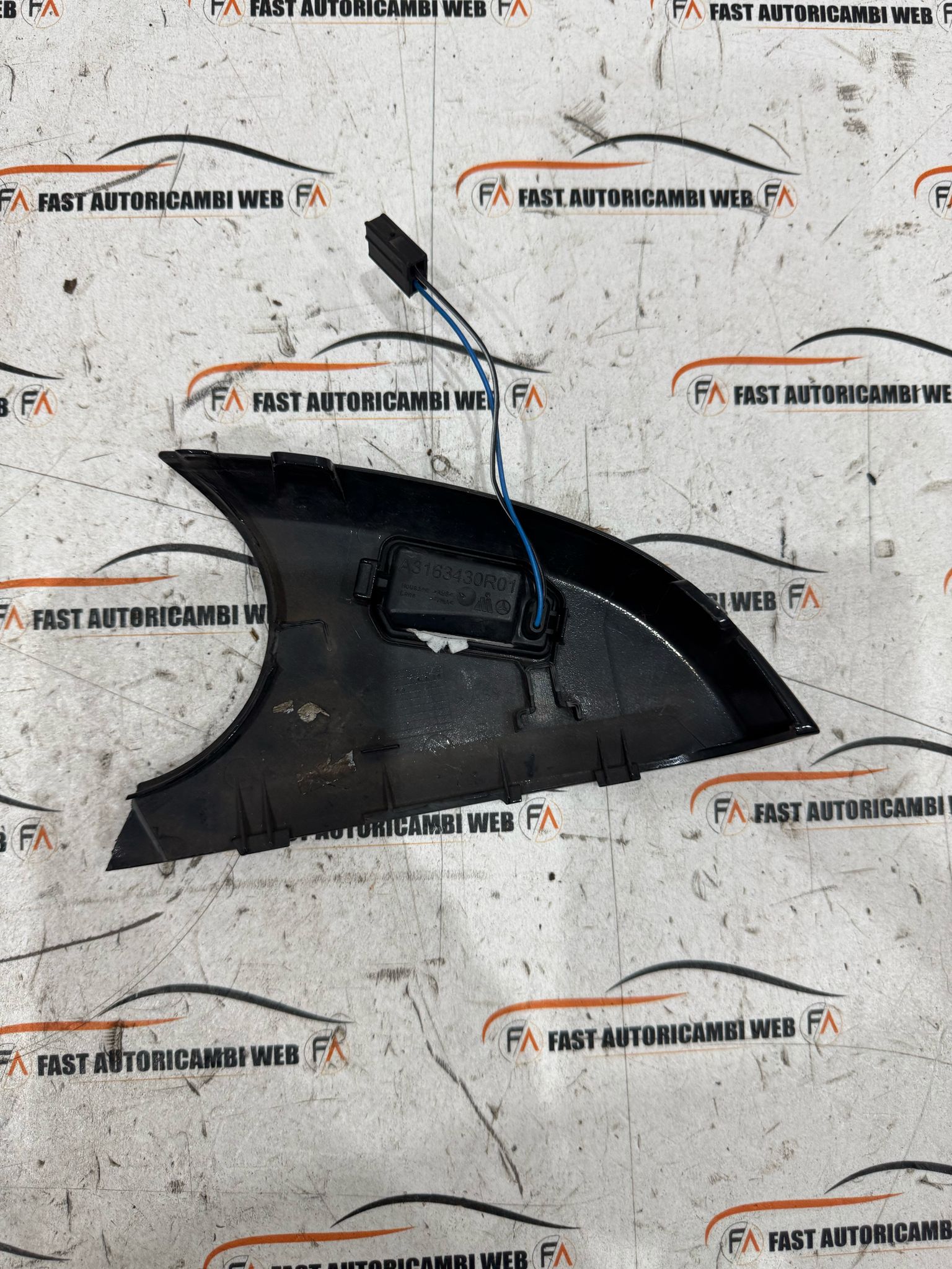 copertura specchietto per Mercedes Benz, codice A3163430R01 4 IMG-20250514-WA0078