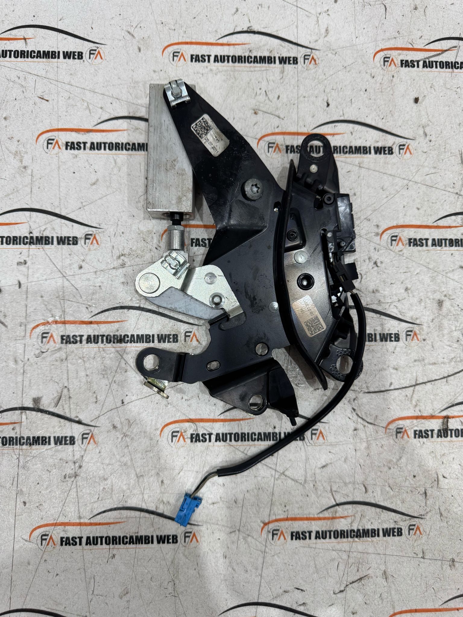 gancio di chiusura tetto/cerniera per Mercedes SLK r172 6 IMG-20250514-WA0082