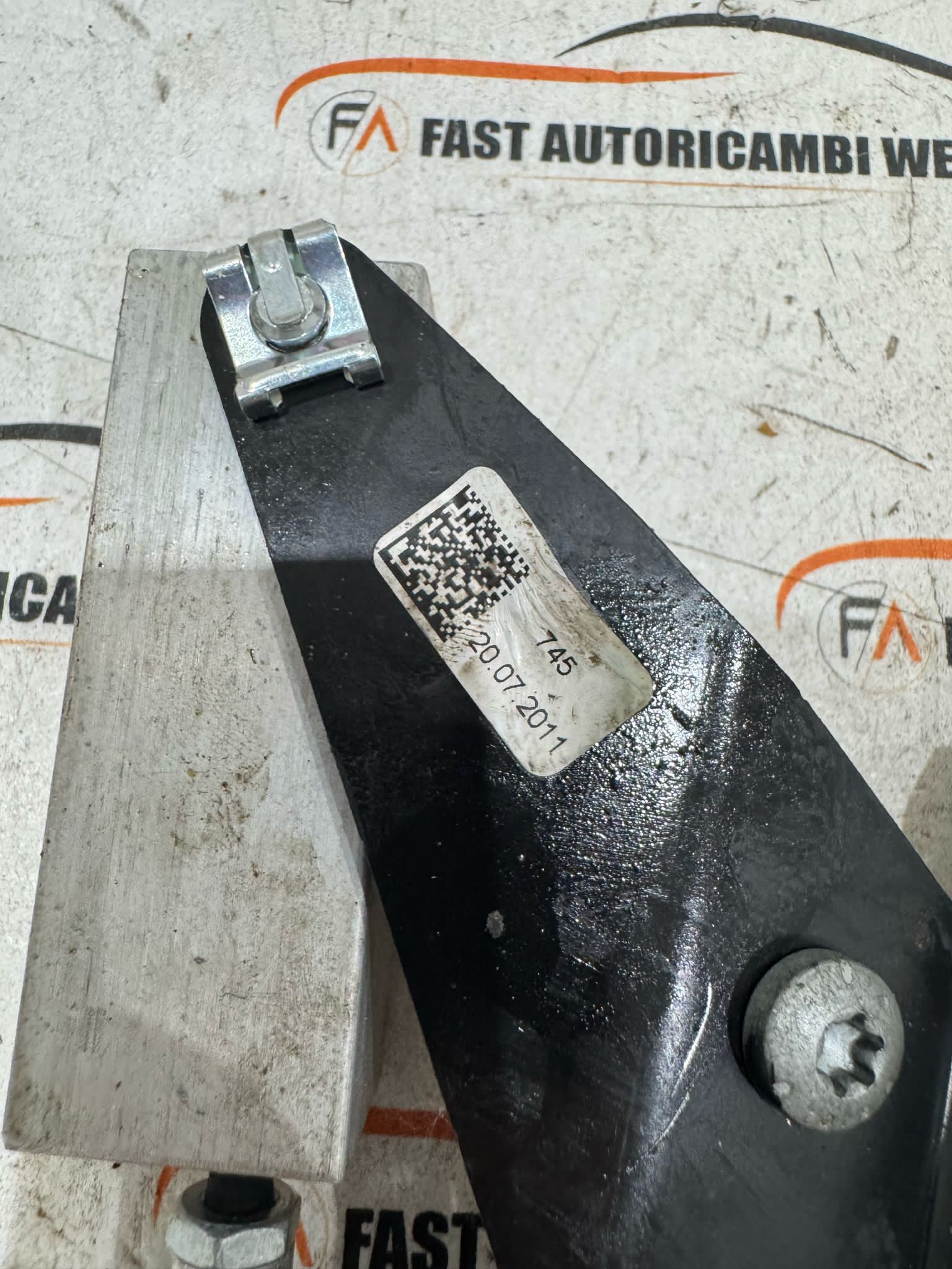 gancio di chiusura tetto/cerniera per Mercedes SLK r172 4 IMG-20250514-WA0084