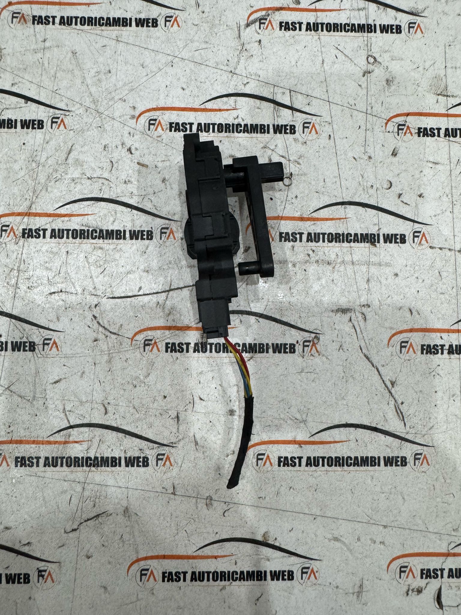MOTORINO ATTUATORE RISCALDAMENTOMERCEDES CLASSE C220 SW W204 2.2 410475520 4 IMG-20250514-WA0112