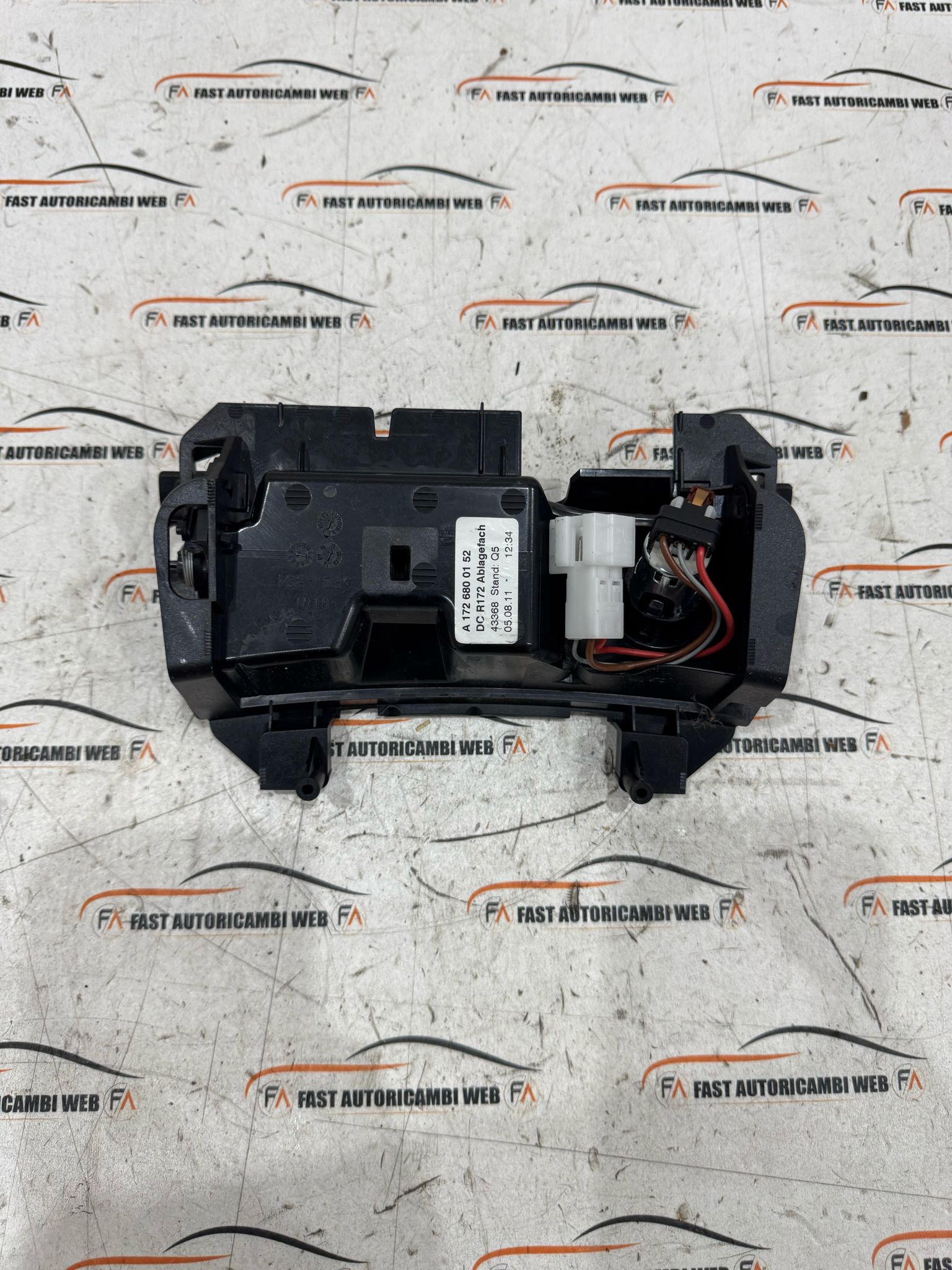 Posacenere Consolle Centrale Mercedes-Benz SLK R172 (2012–2015) , Codice: A1726800152 4 IMG-20250514-WA0156