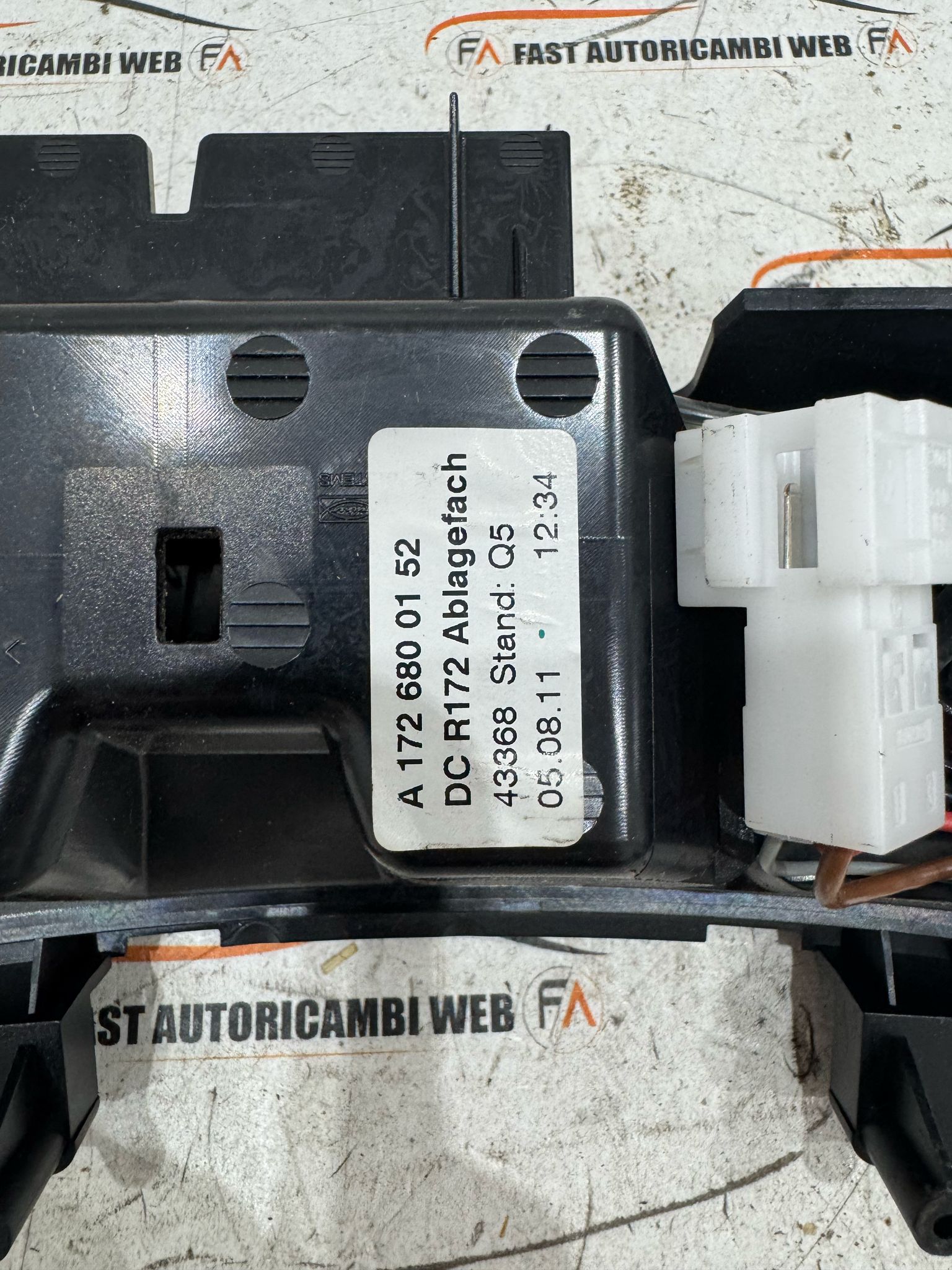 Posacenere Consolle Centrale Mercedes-Benz SLK R172 (2012–2015) , Codice: A1726800152 5 IMG-20250514-WA0157
