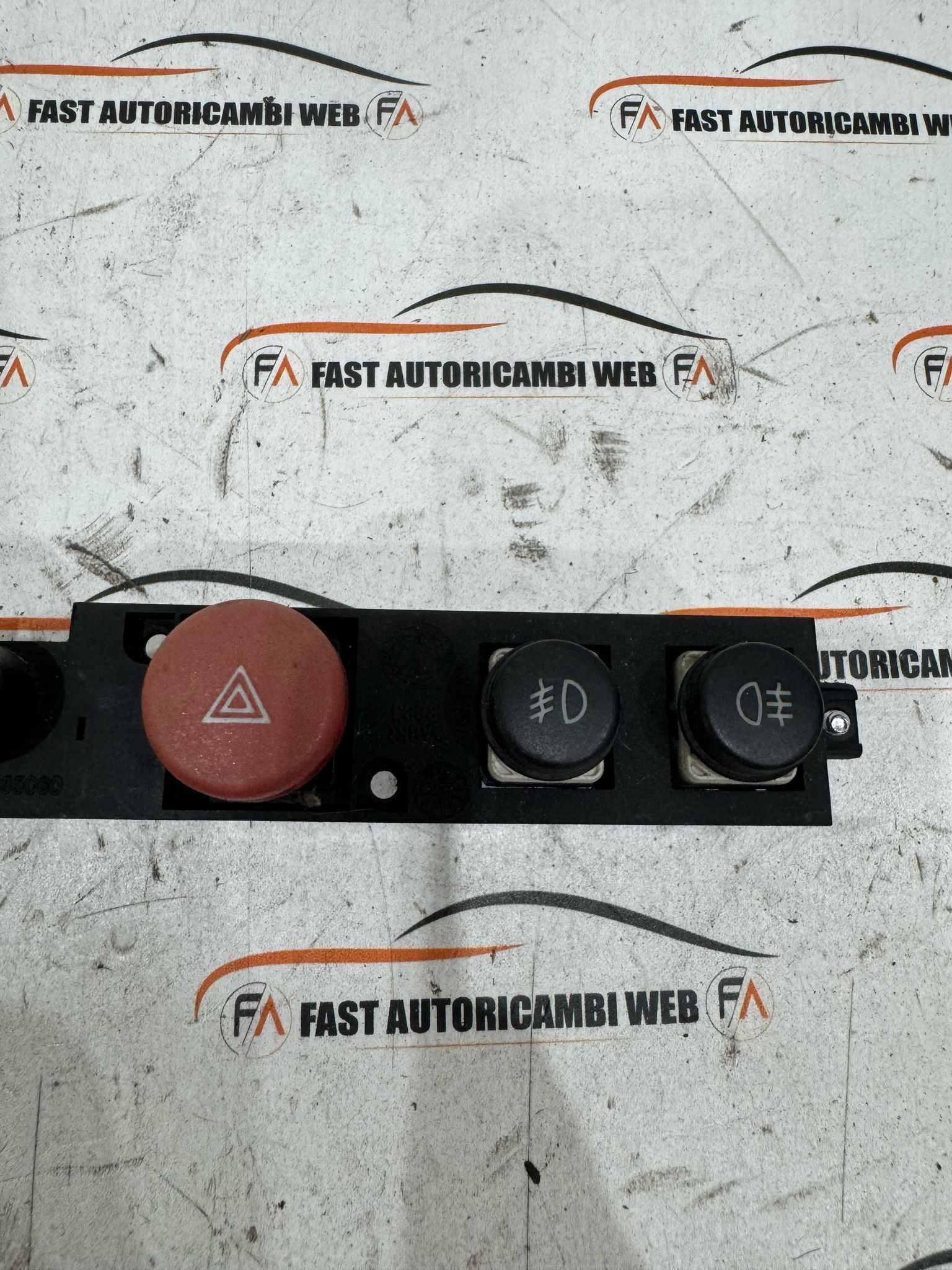 Interruttore 4 frecce per alfa romeo GTV 916 / spider 60685060 3 IMG-20250516-WA0024