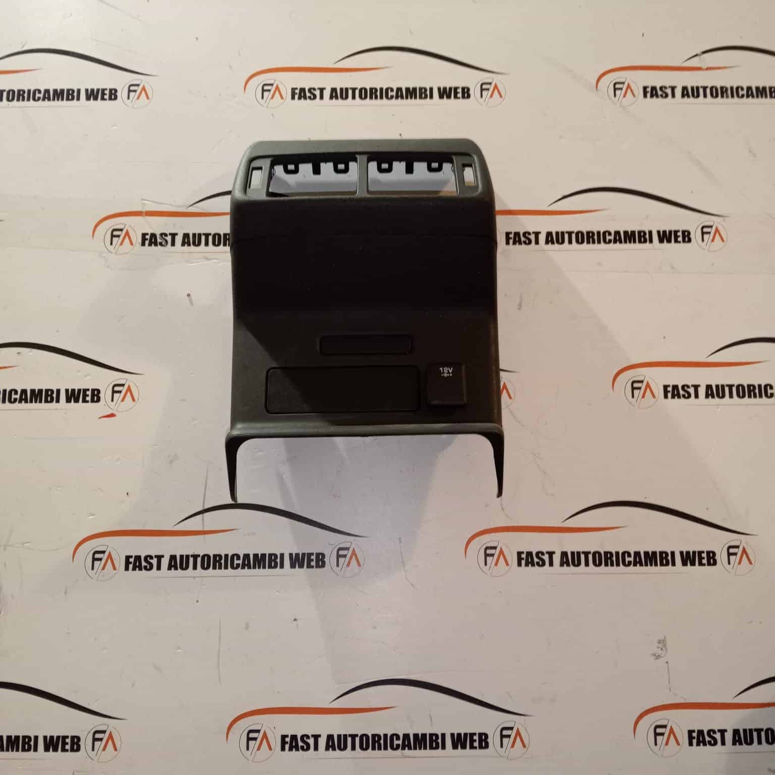 Rivestimento console centrale Range Rover Velar L560 J8A267448A 2015-2023 2 Immagine WhatsApp 2025-05-09 ore 22.33.39_42580adc