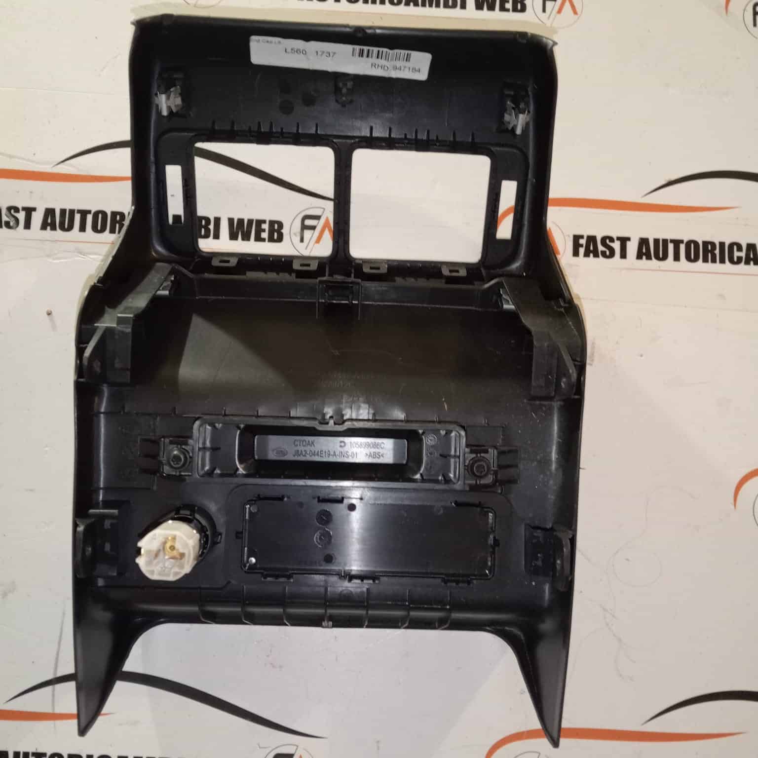 Rivestimento console centrale Range Rover Velar L560 J8A267448A 2015-2023 3 Immagine WhatsApp 2025-05-09 ore 22.33.40_1a659f8f