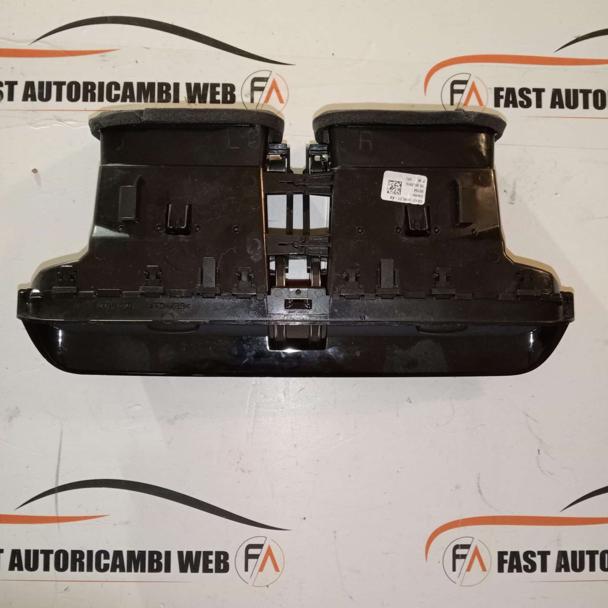 BOCCHETTE ARIA CRUSCOTTO CENTRALE JAGUAR XF GX63-014L21-A 3 Immagine WhatsApp 2025-05-09 ore 22.55.07_f3b26ee4