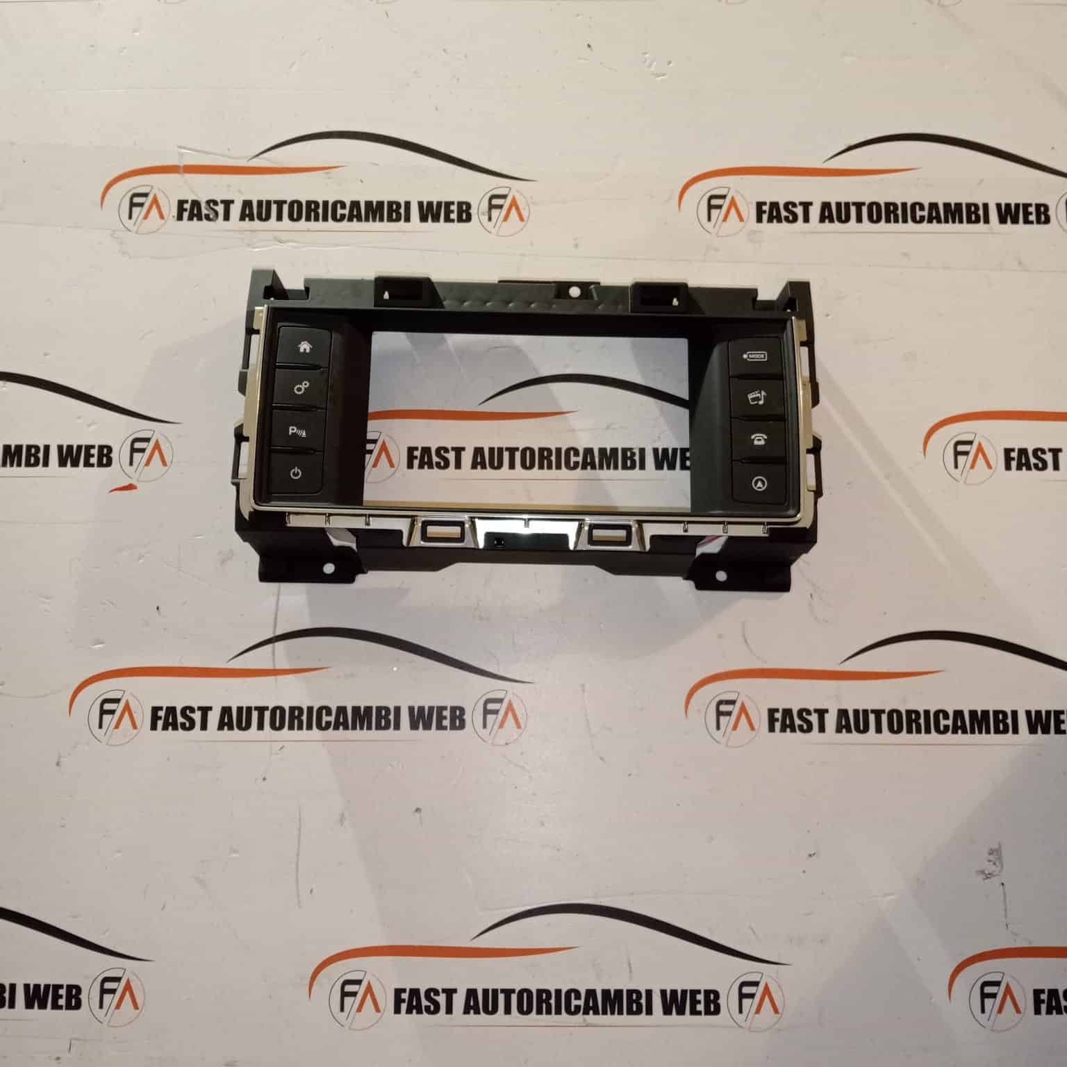 MASCHERINA PRINCIPALE AUTORADIO JAGUAR XF X260 2017 GX63-19F211-KB 1 Immagine WhatsApp 2025-05-12 ore 23.03.59_c9d94262