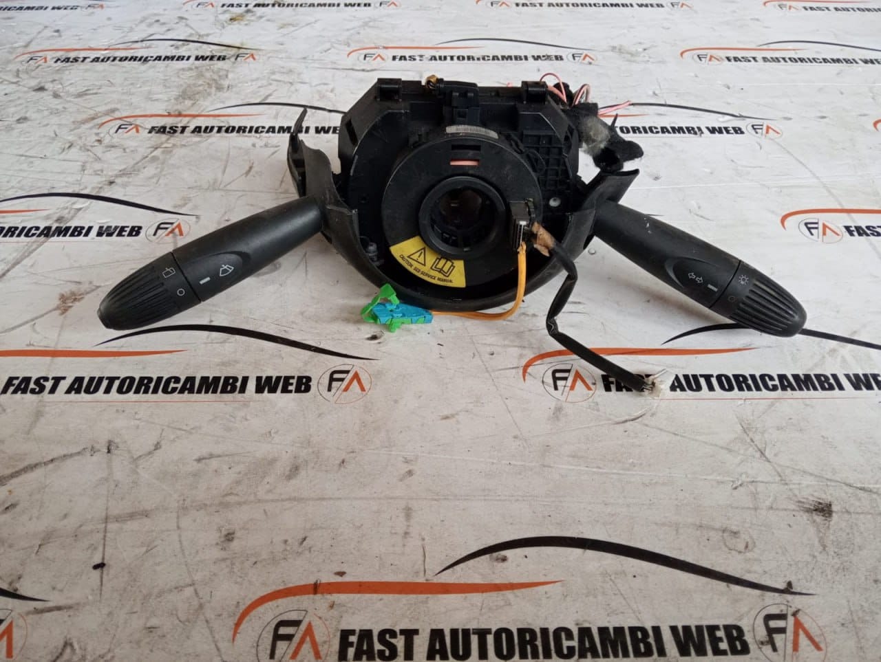 Devioluci Fiat Punto 735400222 1 1