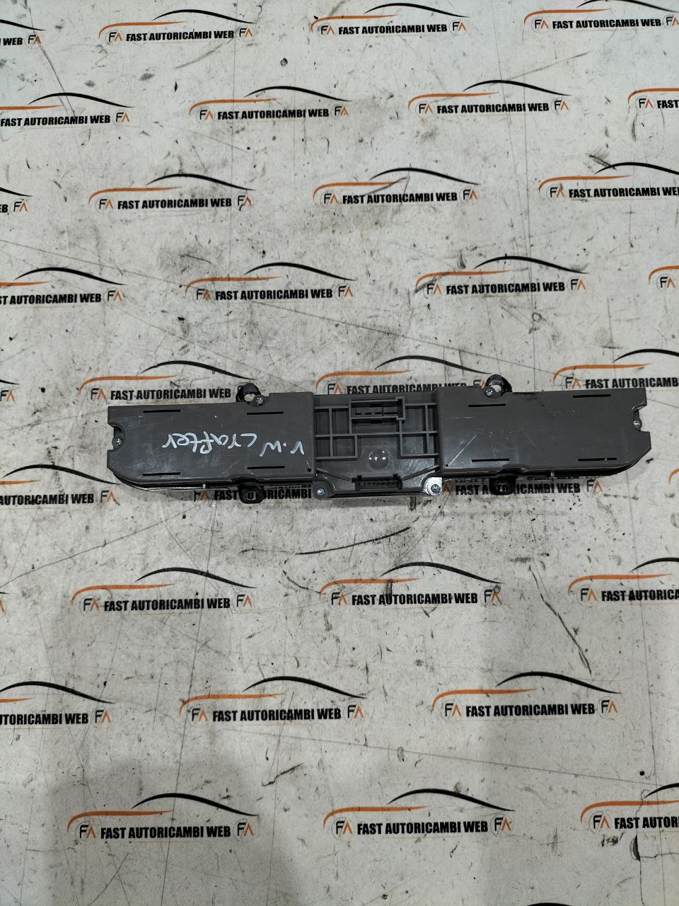 Pulsantiera quattro frecce Volkswagen Crafter anno 2020 A9068702110 2 2