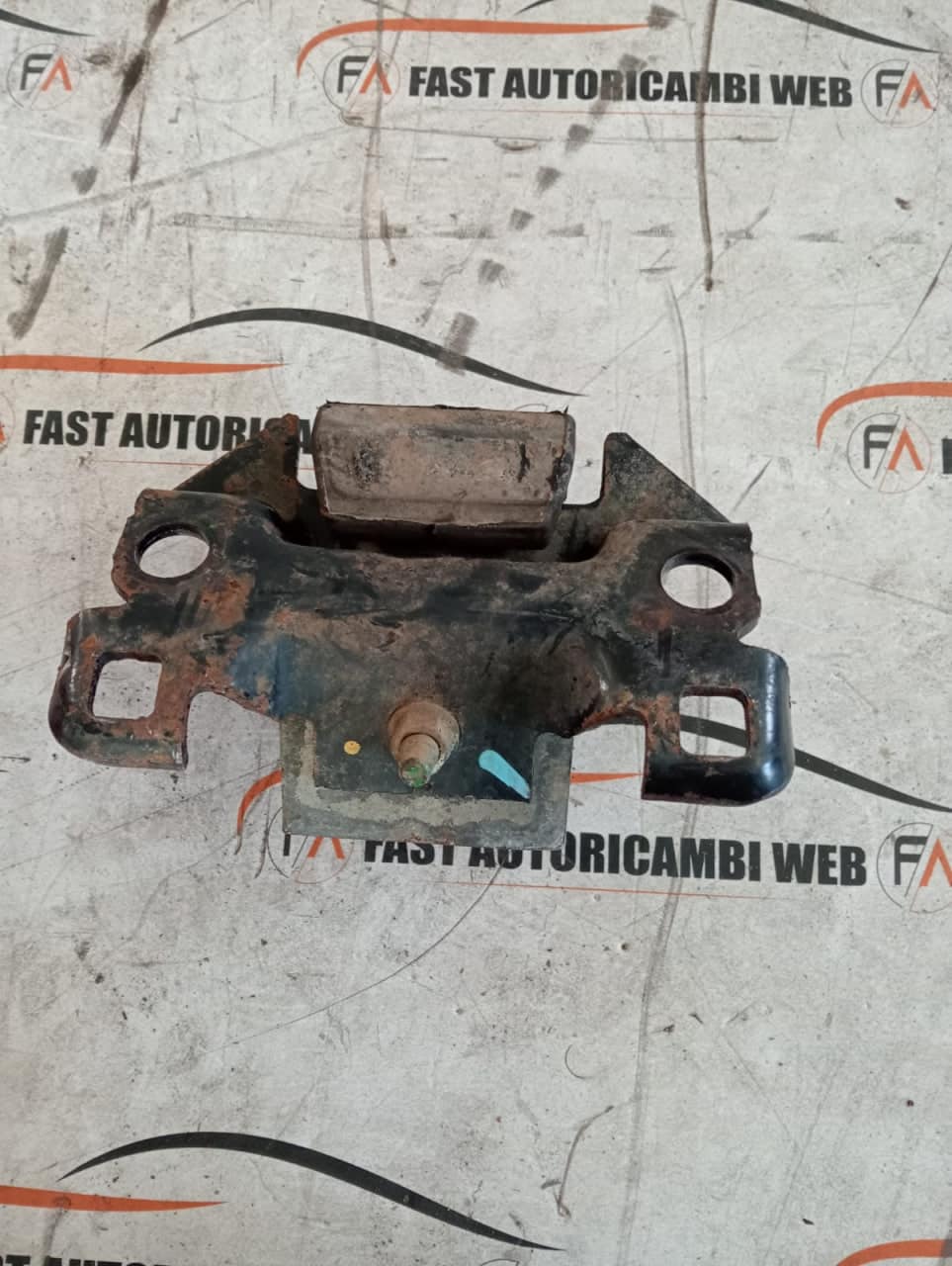 Supporto motore Nissan Navara D40 11220EB300 2 2