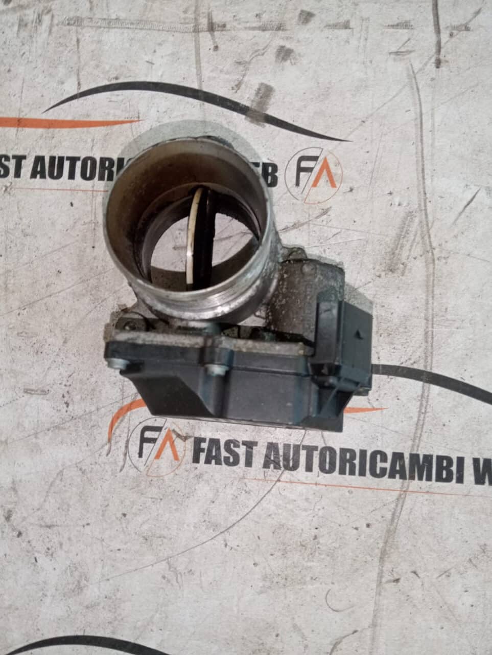 Corpo farfallato Porsche Macan 059145950AA 2 2
