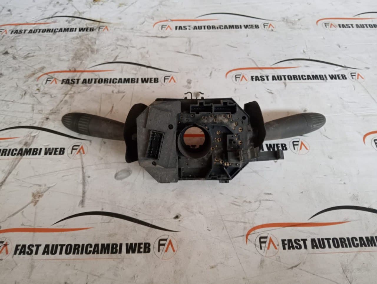 Devioluci Fiat Punto 10400563480 2 2