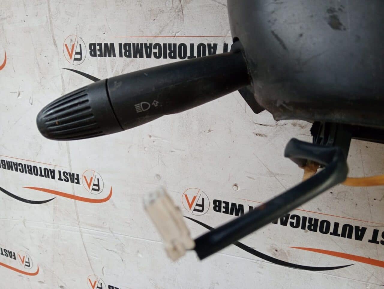Devioluci Fiat Punto 735400222 5 5