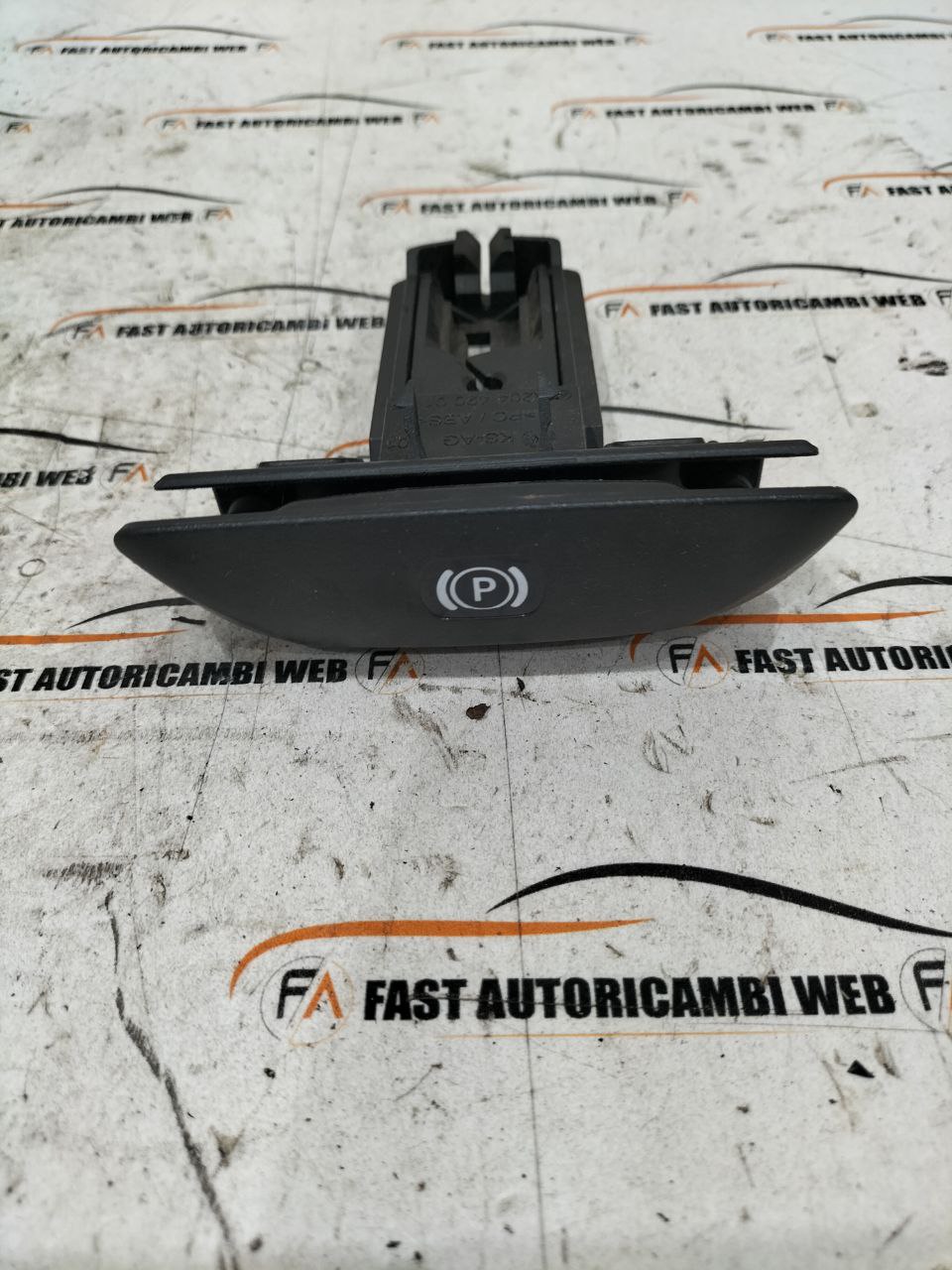 Interruttore freno di stazionamento Mercedes classe C W204 A2044200177 1 1