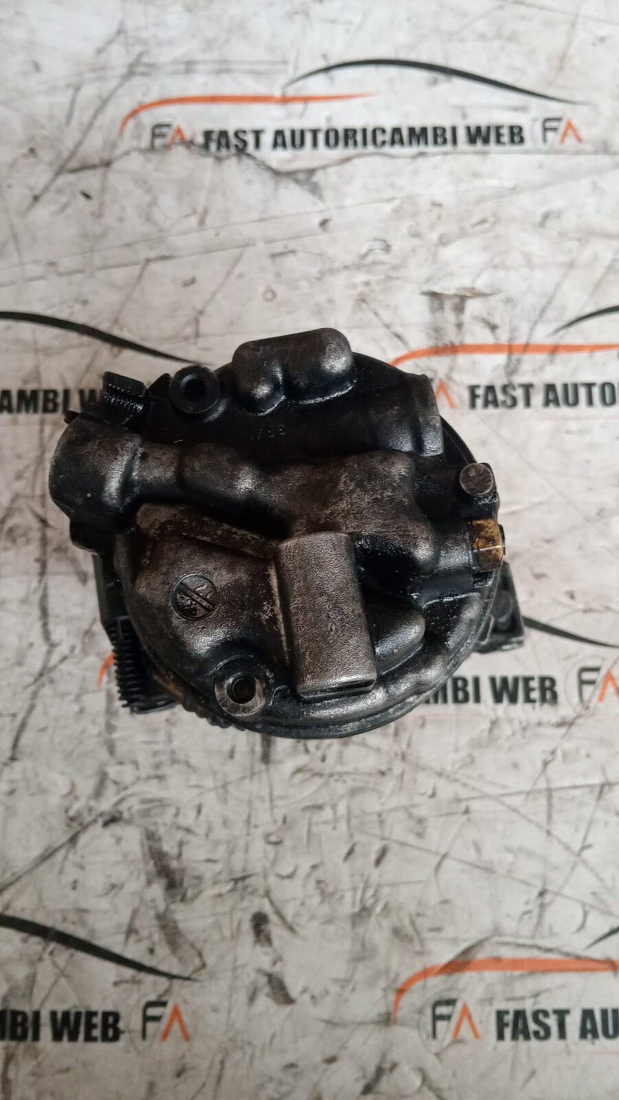 Compressore aria condizionata Bmw 320D E46 64.526905643 2 1e6f712d-dc3e-4145-a3d0-d585288eb1f3