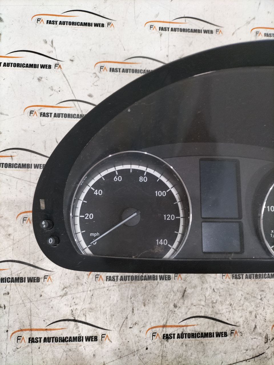 Quadro strumenti Mercedes-Benz Vito Viano W639 A6399001000 2 2
