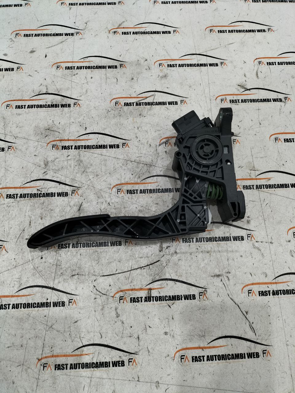 Pedale acceleratore Mercedes-Benz Sprinter W907 A9073010200 2 2