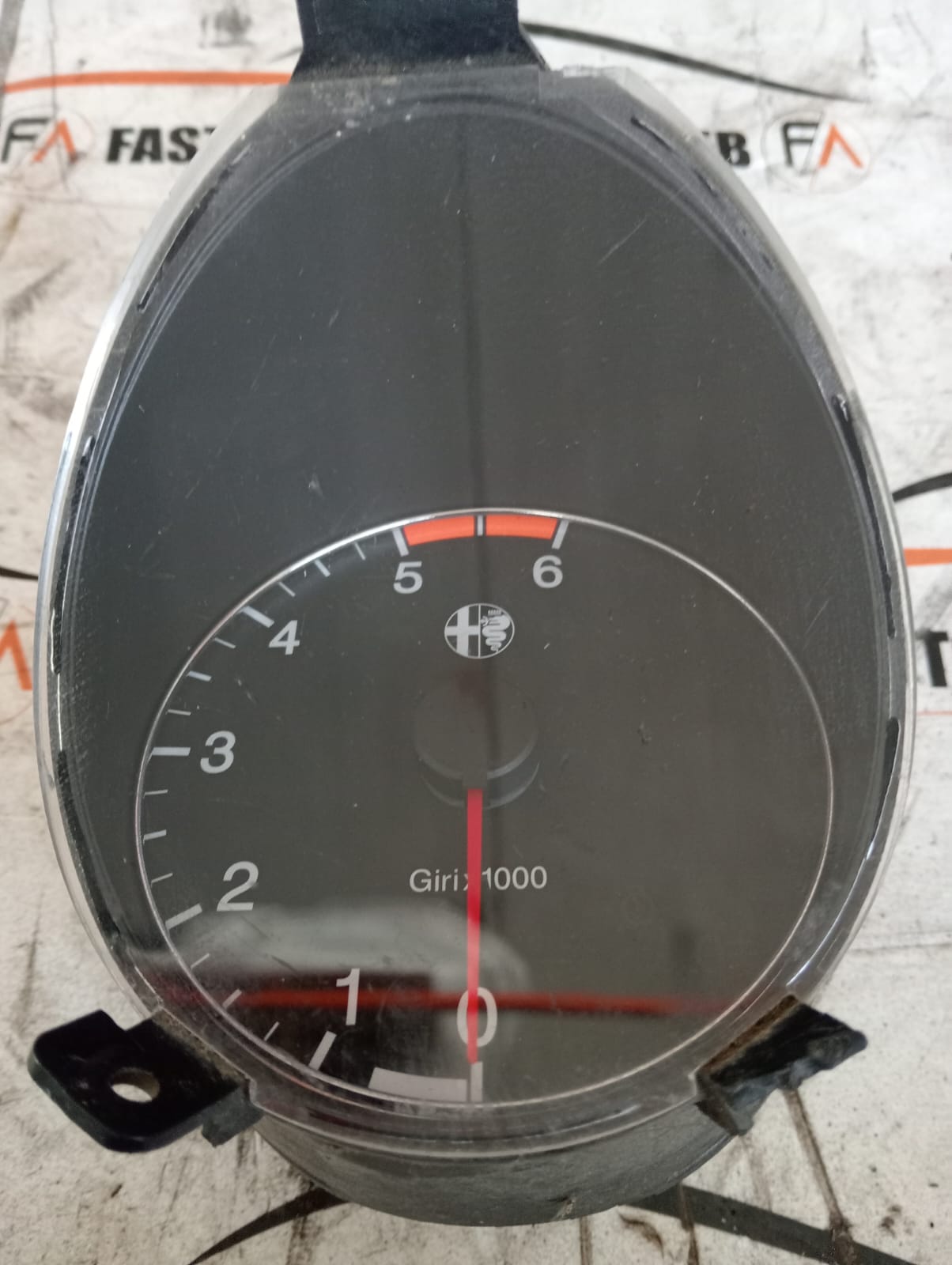 Quadro strumenti contagiri fondo nero Alfa Romeo 156 1.9D 6850840070 2 2ddf68a6-e629-4790-b76c-1370411a0027