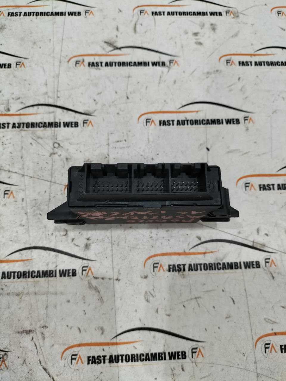 Centralina sensori di parcheggio Audi A6 C6 4F0919283 3 3