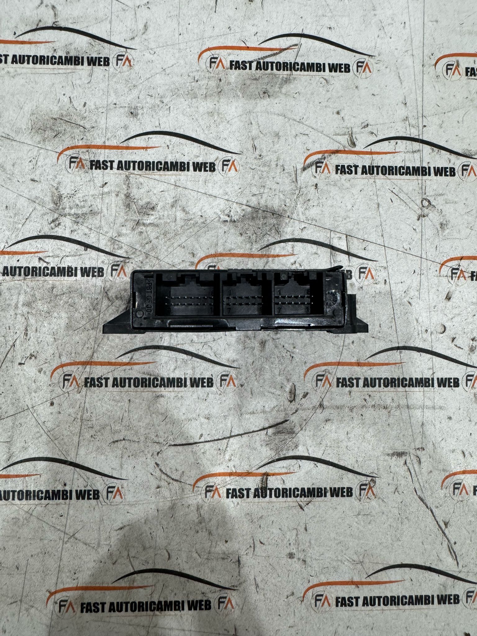 Centralina sensori parcheggio Audi A4 8E0919283D 3 302c11dd-ff0f-4dbe-889e-db1ce204bde3