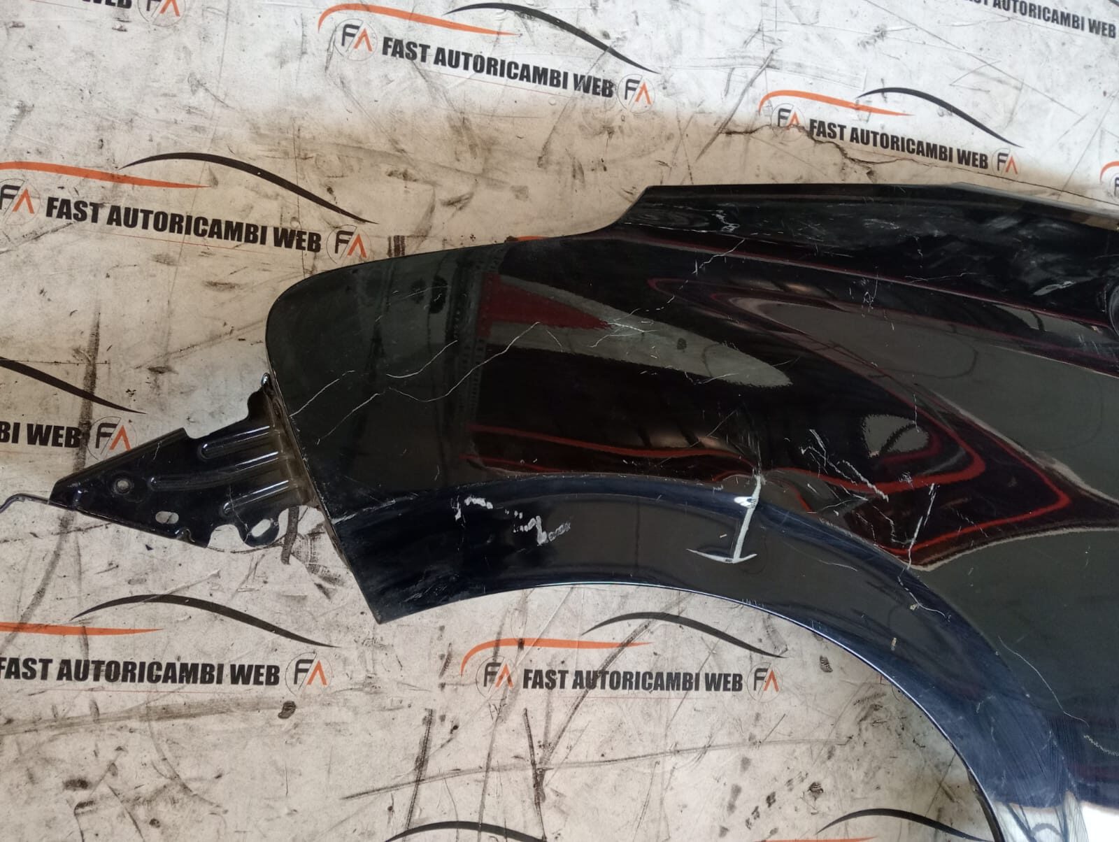 Parafango anteriore sinistro Peugeot 208 0956567111 2 3caebc2e-17df-439a-a686-fe29069bf643