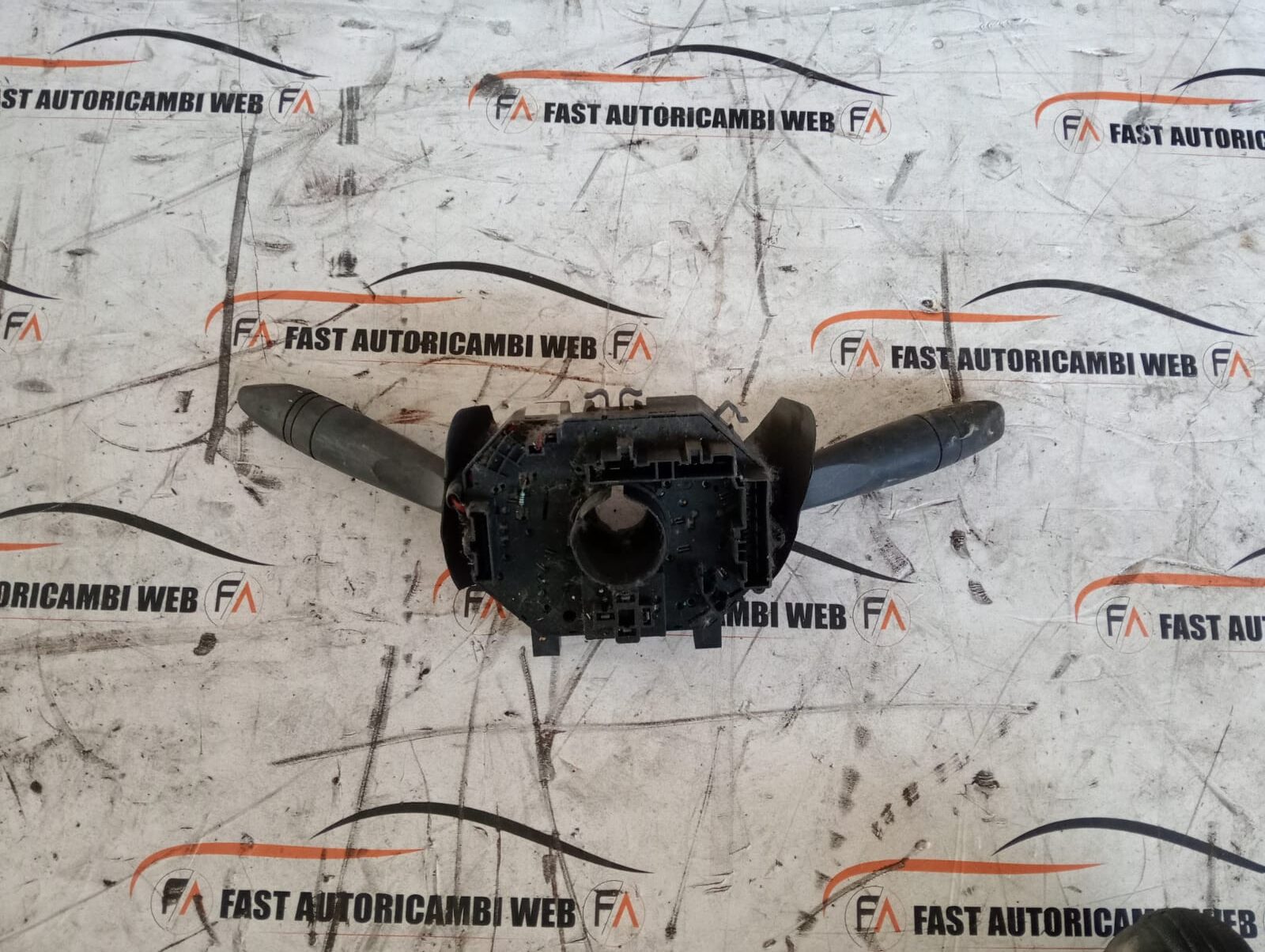 Devioluci Lancia Lybra 2.4D 735381961 2 3dcb962c-73f8-411b-91ee-4a676a5a9632