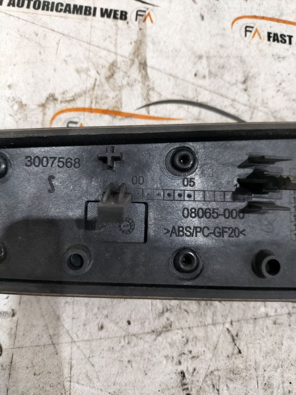 Bocchette aria centrali cruscotto Mercedes Classe C W204 A2048308464 7 7