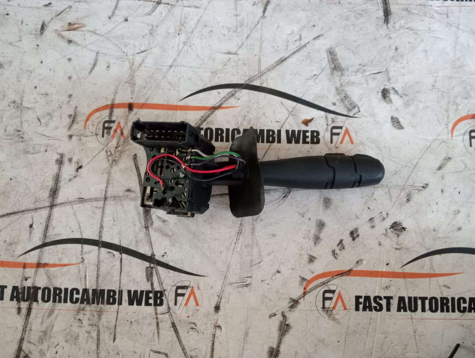 Devioluci originale Renault Clio 1.5 Dci 7701066570 3 719de31c-12ef-4f08-9f72-99227dbe0154