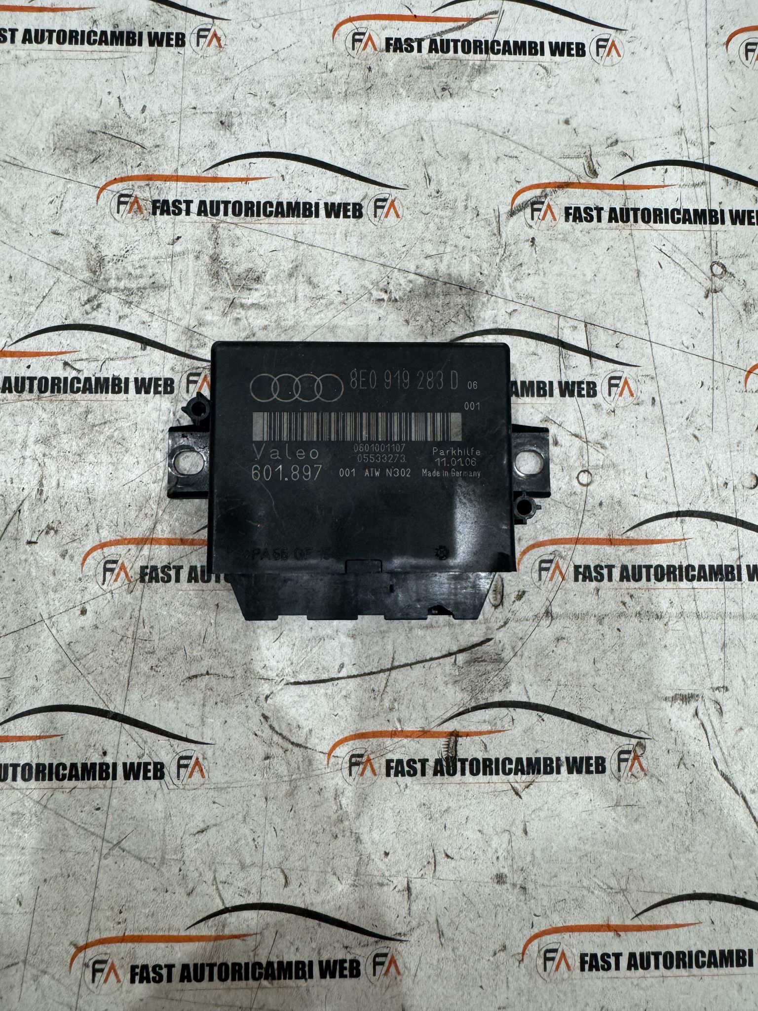 Centralina sensori parcheggio Audi A4 8E0919283D 2 71e86035-1463-4bdd-85d8-d25e4fef65cf
