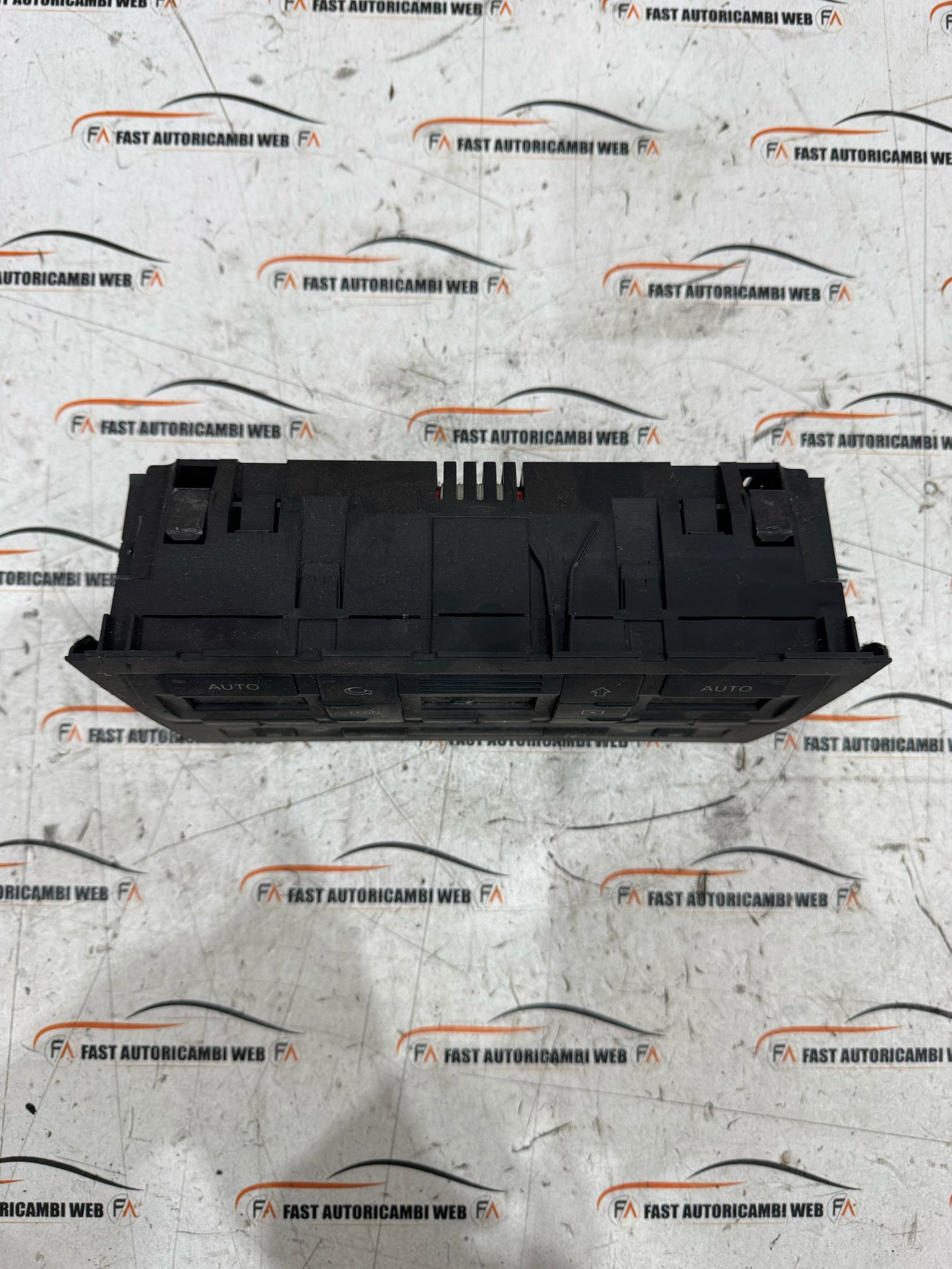 Comandi clima Audi A4 avant 8E0820043BM 5 8484ca70-e776-45f3-950d-e6301e659415