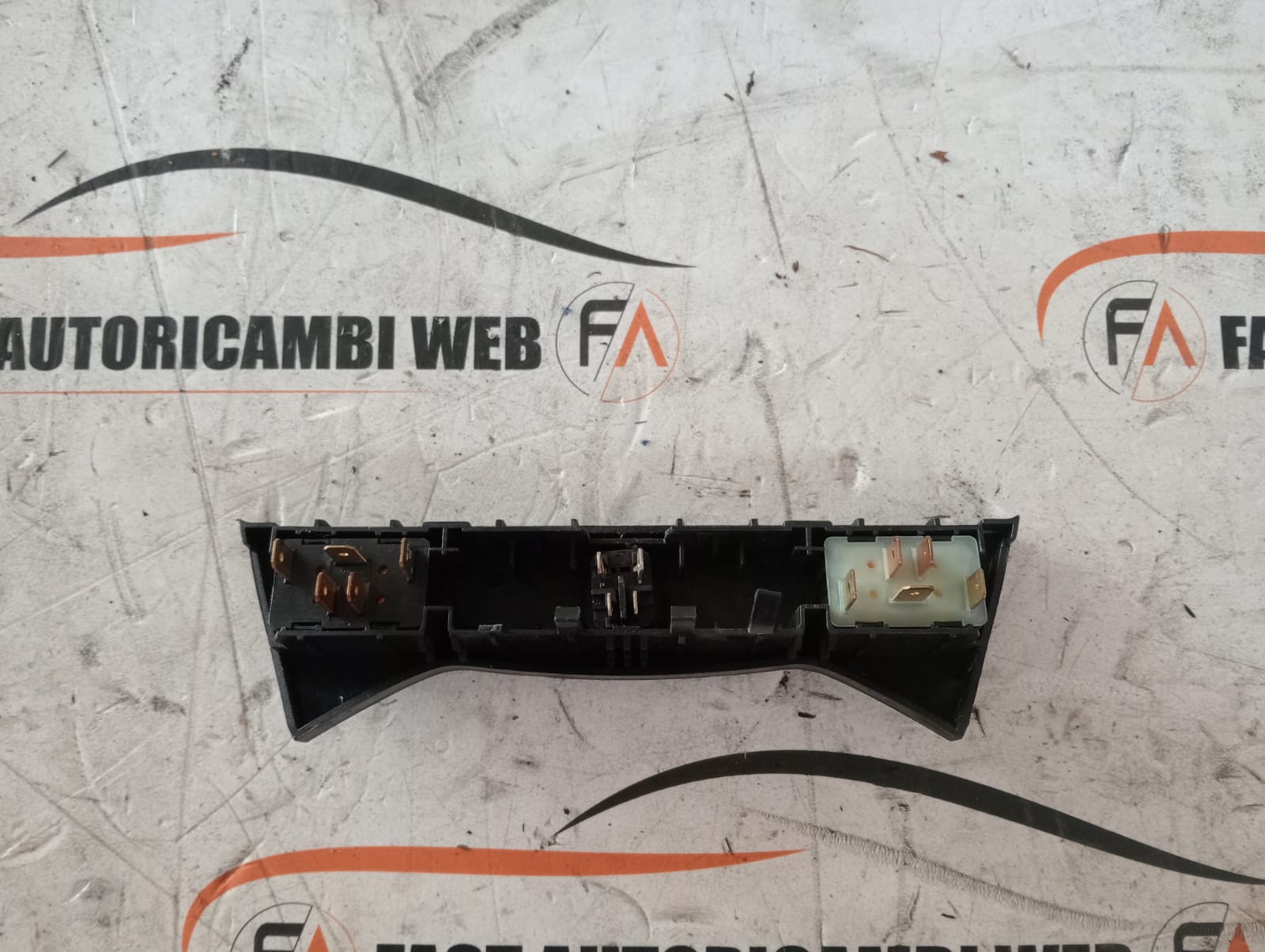 Pulsantiera riscaldamento sedile anteriore Porsche Boxster 986 99655233500 4 WhatsApp Image 2025-06-13 at 11.53.30