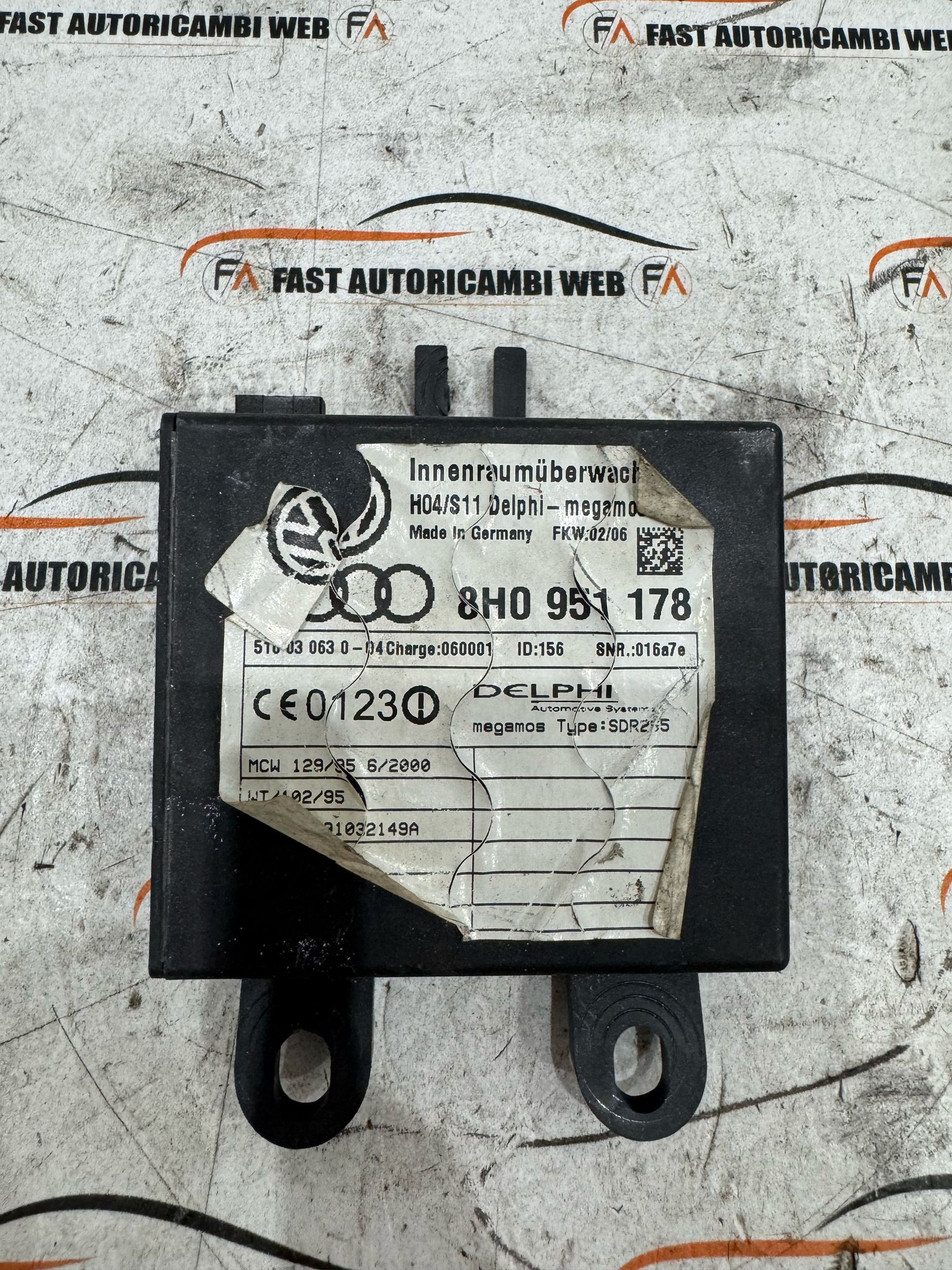 Centralina allarme Audi A4 cabrio 8H0951178 4 a8e188dc-65e6-4e6d-a929-fa24ec1e3213