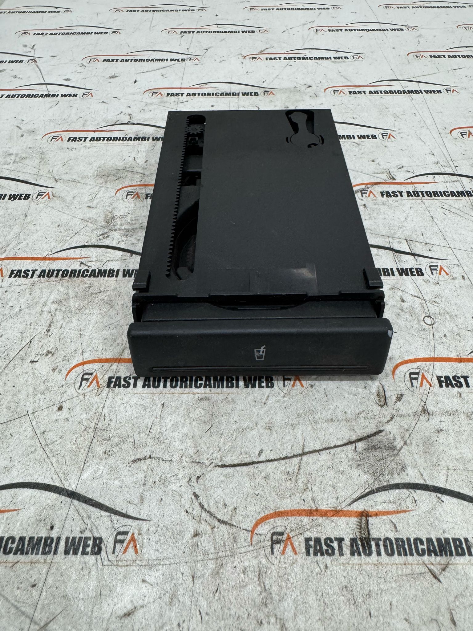 Porta vicchiere anteriore Audi A4 8h2862534 4 ca539479-5ece-4eae-954b-3bdff65d0a45