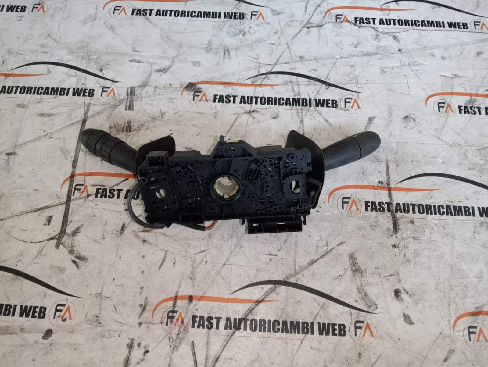 Devioluci Alfa Romeo 166 156018004 4 cf96e6f5-c41b-4706-88ea-3ce80dbb69c3