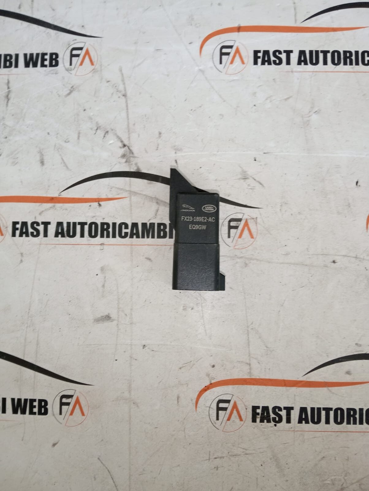 Centralina Relè Preriscaldamento Candelette Range Rover Velar L560 FX23189E2AC 4 d4c0ea51-ed6a-4c1c-af7c-703b64273934