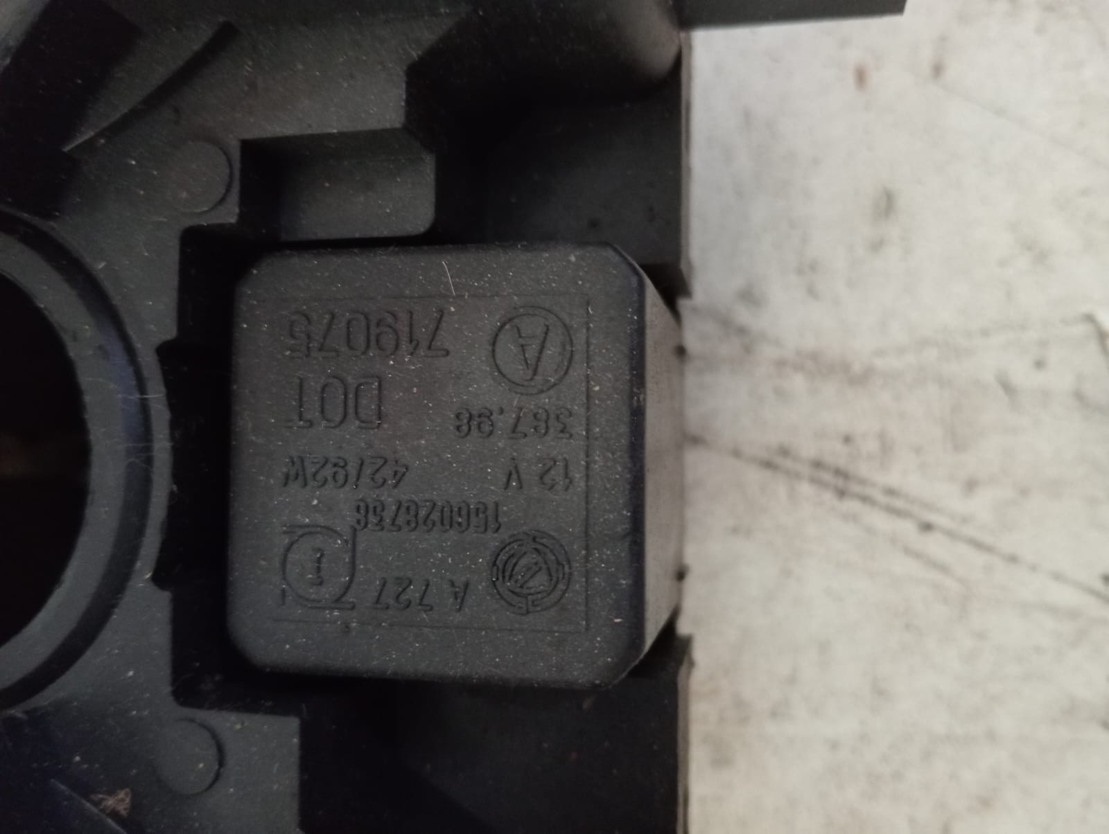 Devioluci Lancia Lybra 735302106 6 e57f7c98-105a-47d3-9907-8106807fb4c5