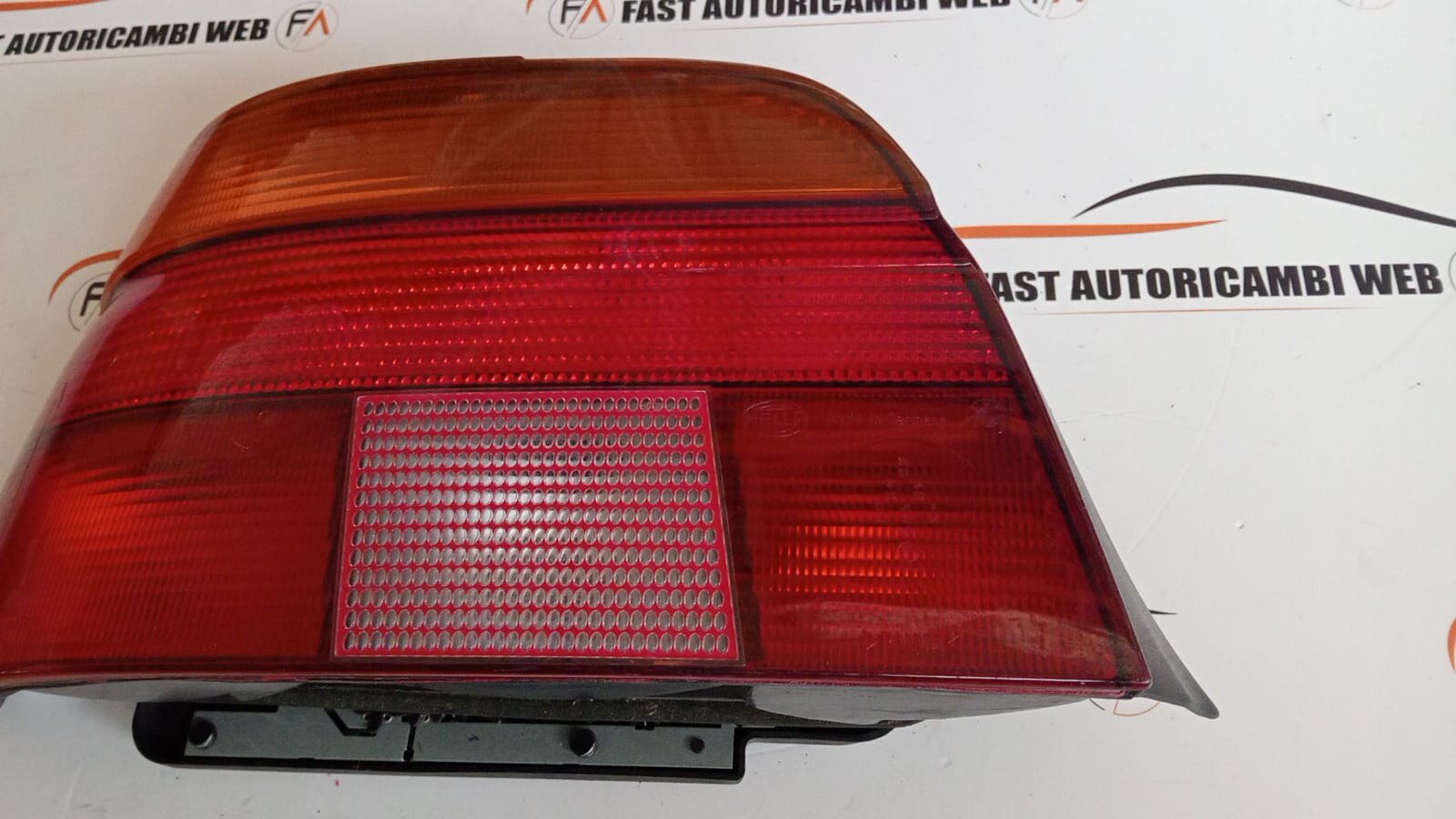 Fanale stop posteriore sinistro BMW serie 5 E39 146033-00 3 WhatsApp Image 2025-07-25 at 15.31.04