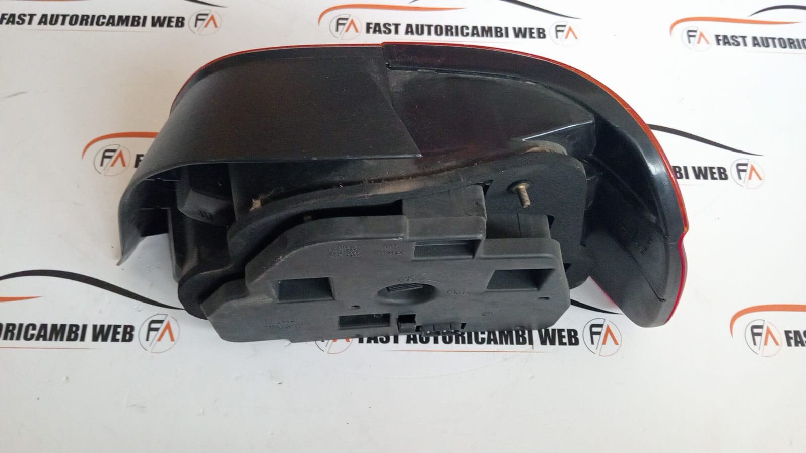 Fanale stop posteriore sinistro BMW serie 5 E39 146033-00 5 WhatsApp Image 2025-07-25 at 15.31.20