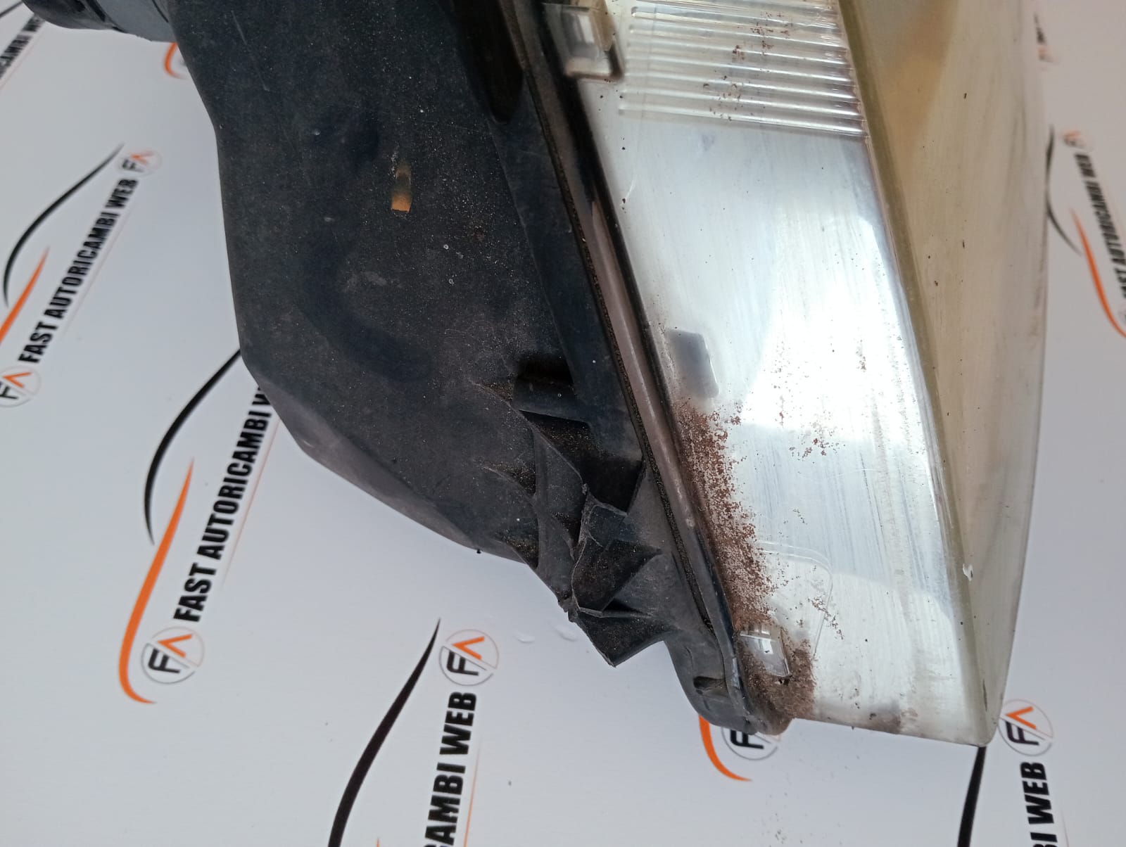 Fanale anteriore sinistro Fiat Multipla 42230748 10 WhatsApp Image 2025-08-26 at 15.11.41