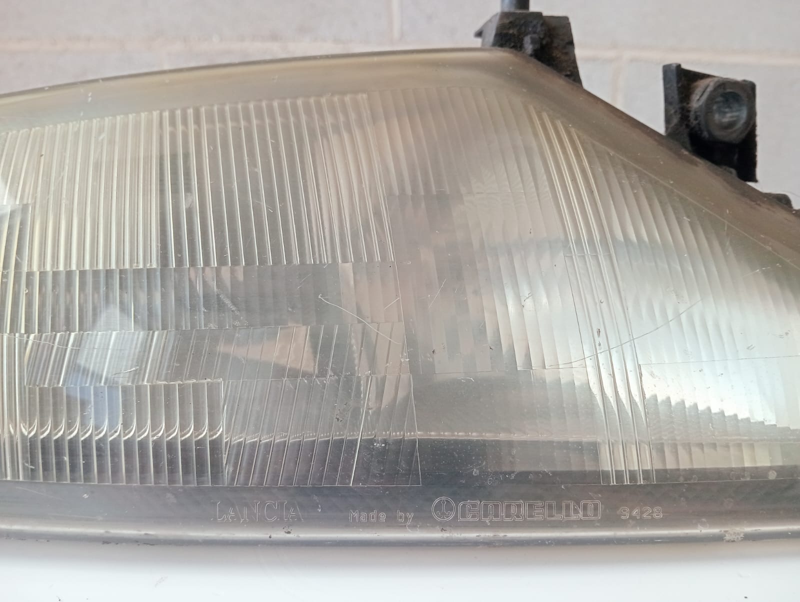 Fanale anteriore destro Lancia Y 1° serie 37120748 8 WhatsApp Image 2025-08-27 at 13.59.37 (1)
