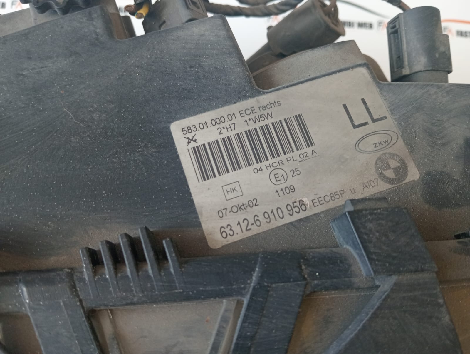 Fanale anteriore destro BMW Serie 3 E46 583.01.000.01 3 WhatsApp Image 2025-08-27 at 15.32.50